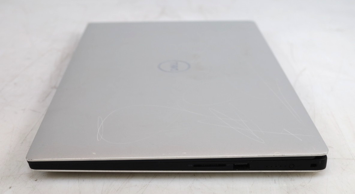 Dell Precision 5530 15.6″ Intel E-2176 16GB DDR4 Quadro P1000 No HDD COA OS