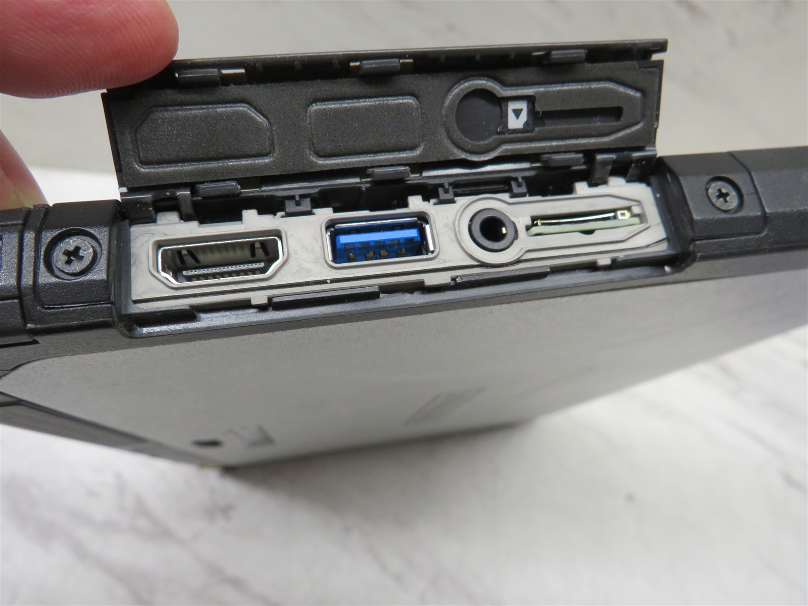 Panasonic Toughbook CF-20 Intel Core i5-7Y57@1.2GHz 8GB RAM #4