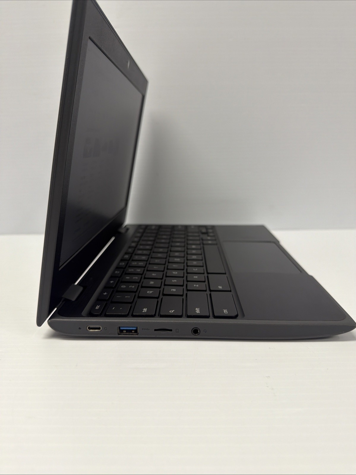 Lenovo Chromebook 100e 2nd Gen 11.6″ 4GB 32GB, Black