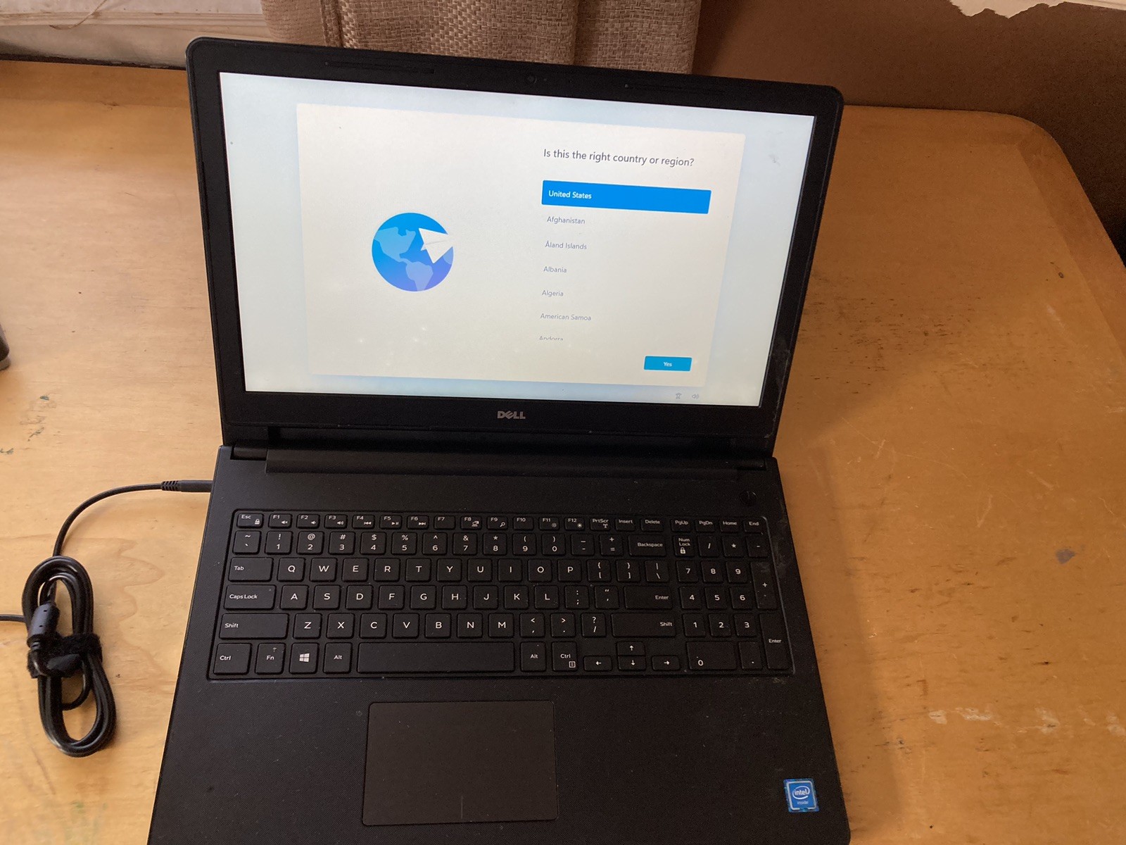 Dell Inspiron 3552 (500GB Intel(R) Celeron(R) Processor N3050 (2M Laptop – Black