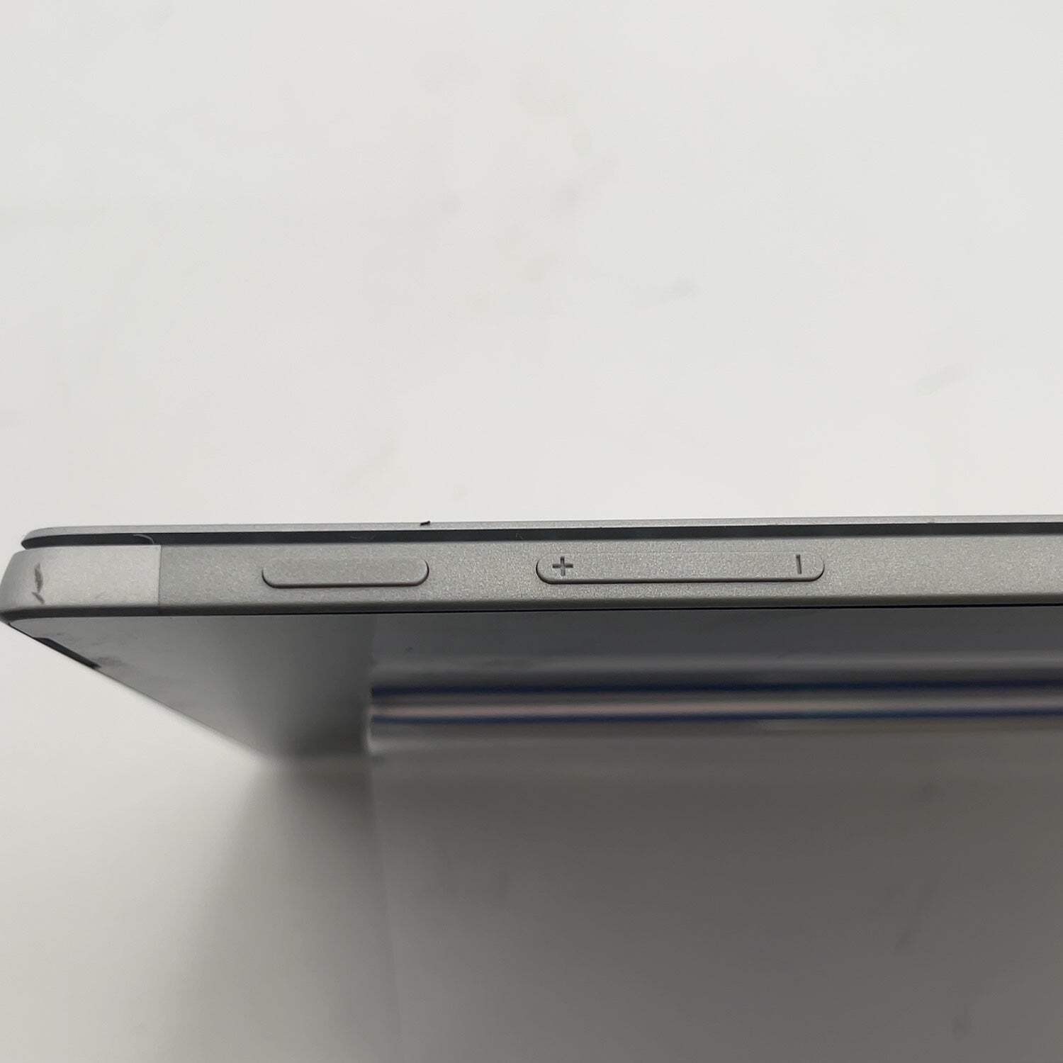 Microsoft Surface Pro 7 1960 11.6″ i3-1115G4 2.4GHz 8GB RAM 128GB SSD