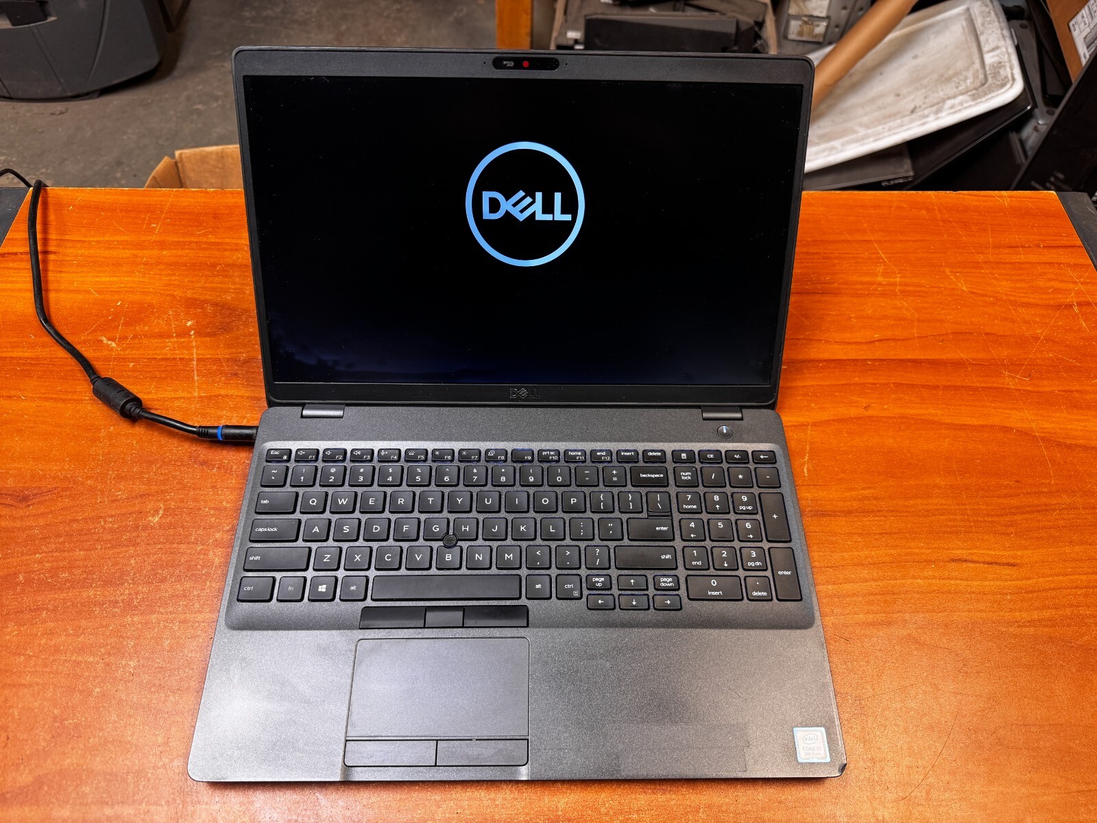 Dell Latitude 5500 15.6″ Intel i7-8665U 16GB RAM No HDD/OS **Bad Display**