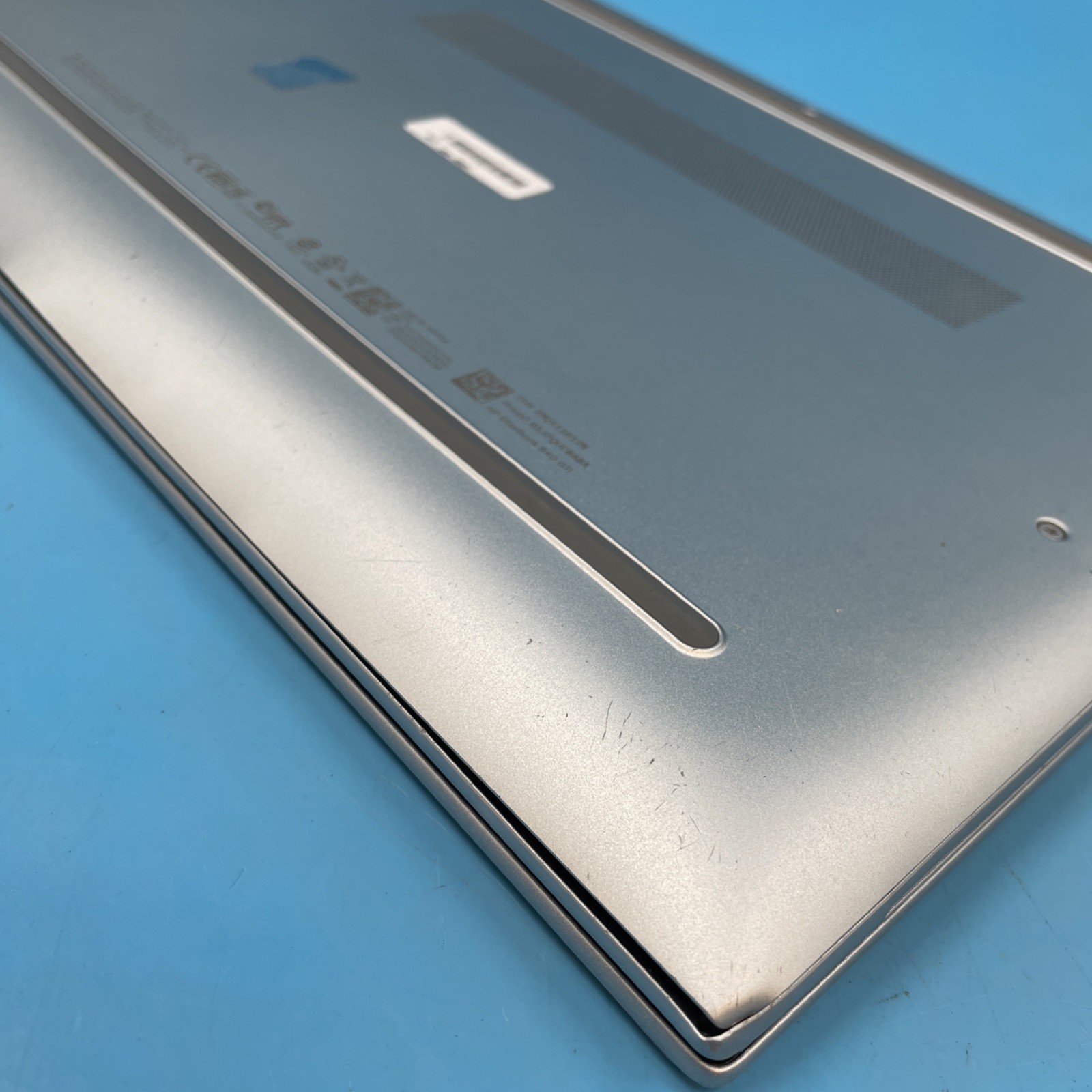HP EliteBook 840 G11 | Ultra 5 135U | 32GB RAM | 512GB SSD | NO OS | 87% BATTERY