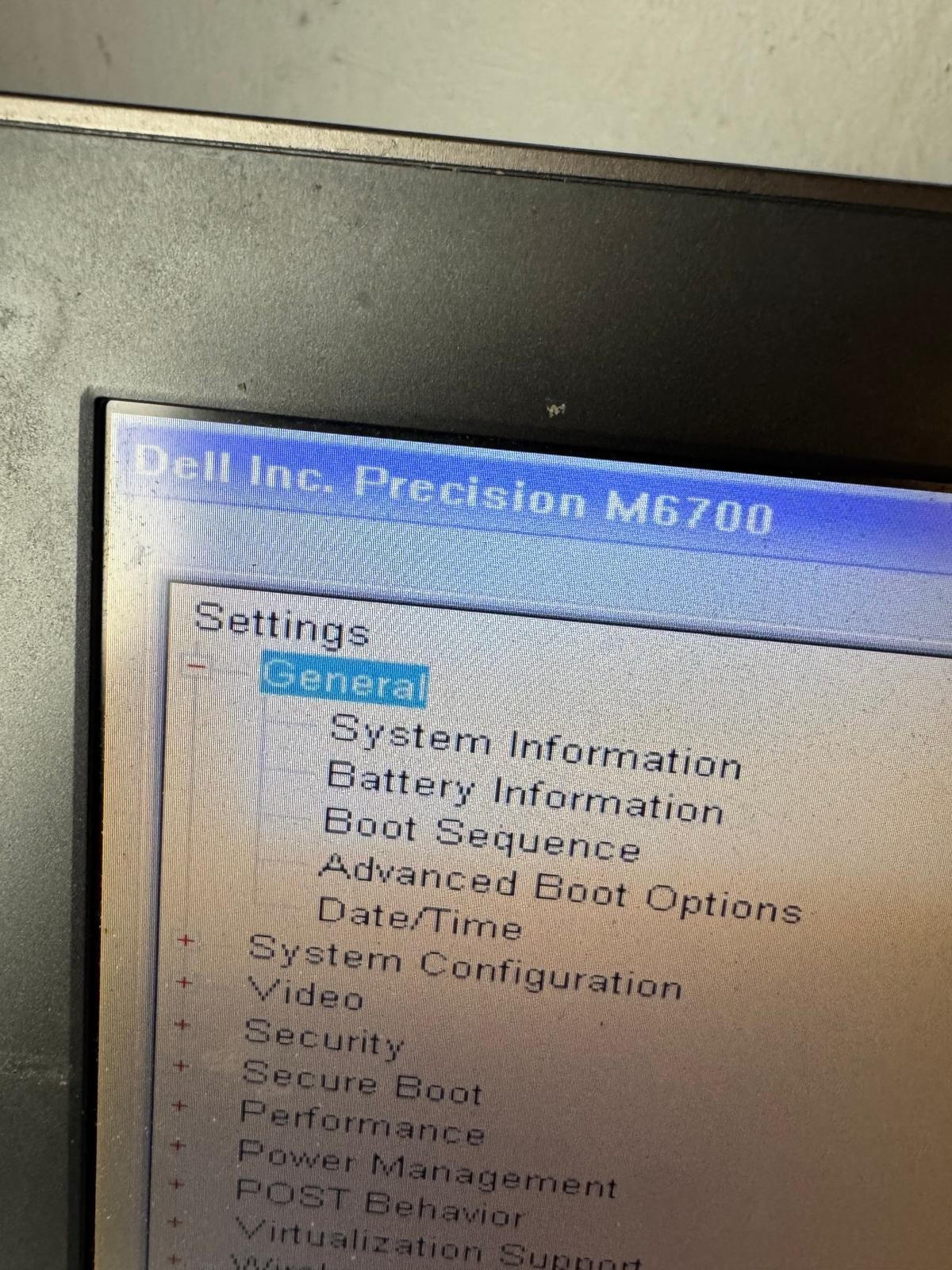 Dell Precision M6700 Core i7-3740QM, 4GB RAM, 17.3″ Laptop *READ #4269