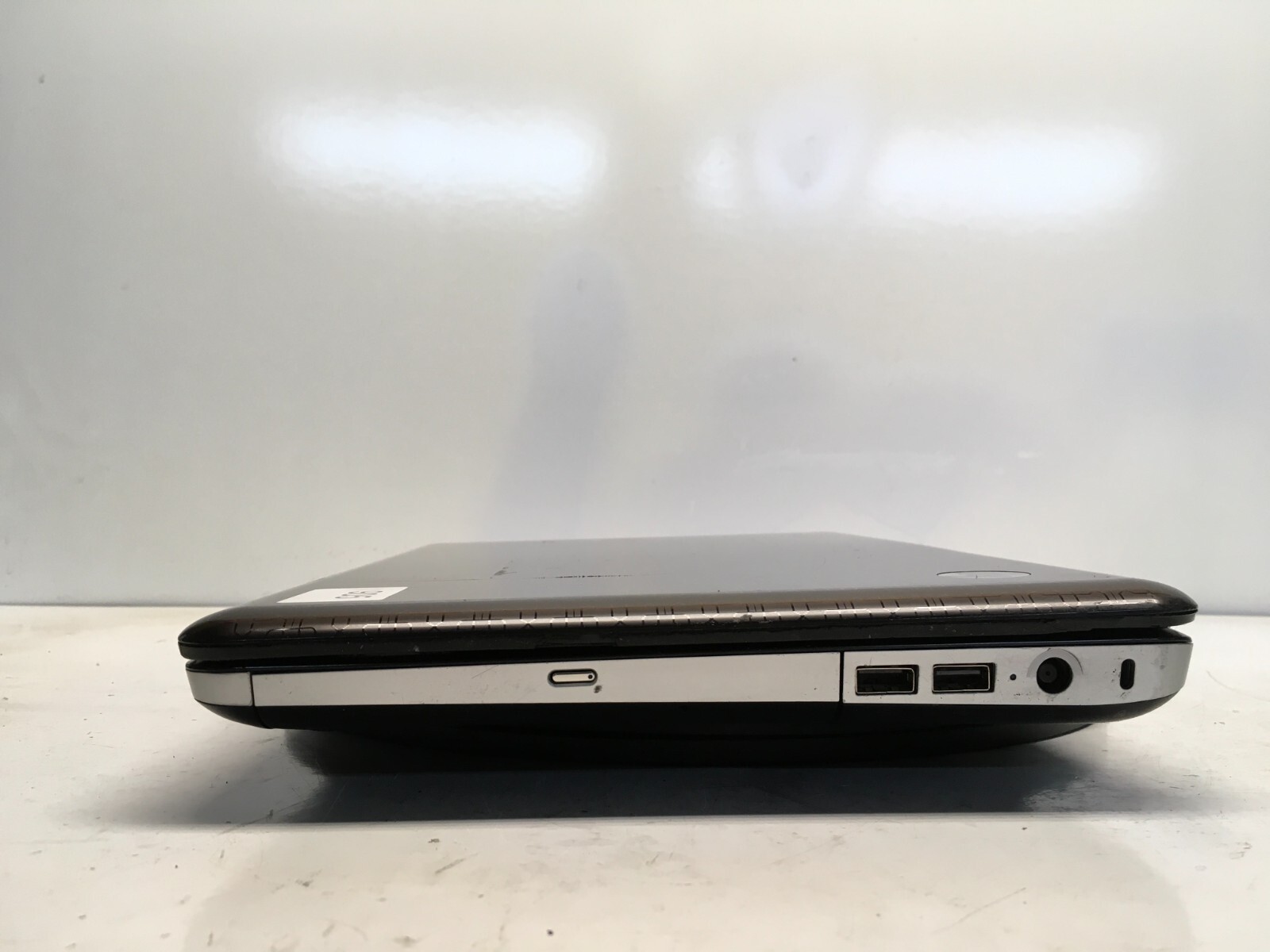 HP Pavilion DV5T-2000 Intel Pentium P6000 1.87GHz 4 GB NO HDD No Batt