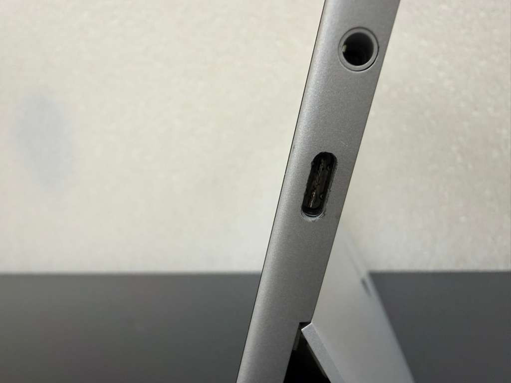 Microsoft Surface Go 3 10.5 64/4 Touchscreen Read Desc –