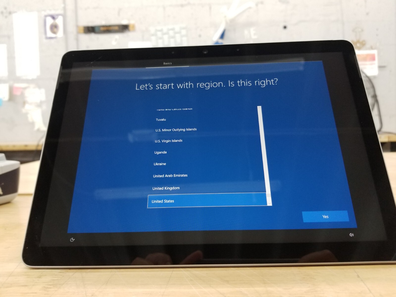 Microsoft Surface Go 2 10.5″ Touch 4GB 64GB SSD Platinum