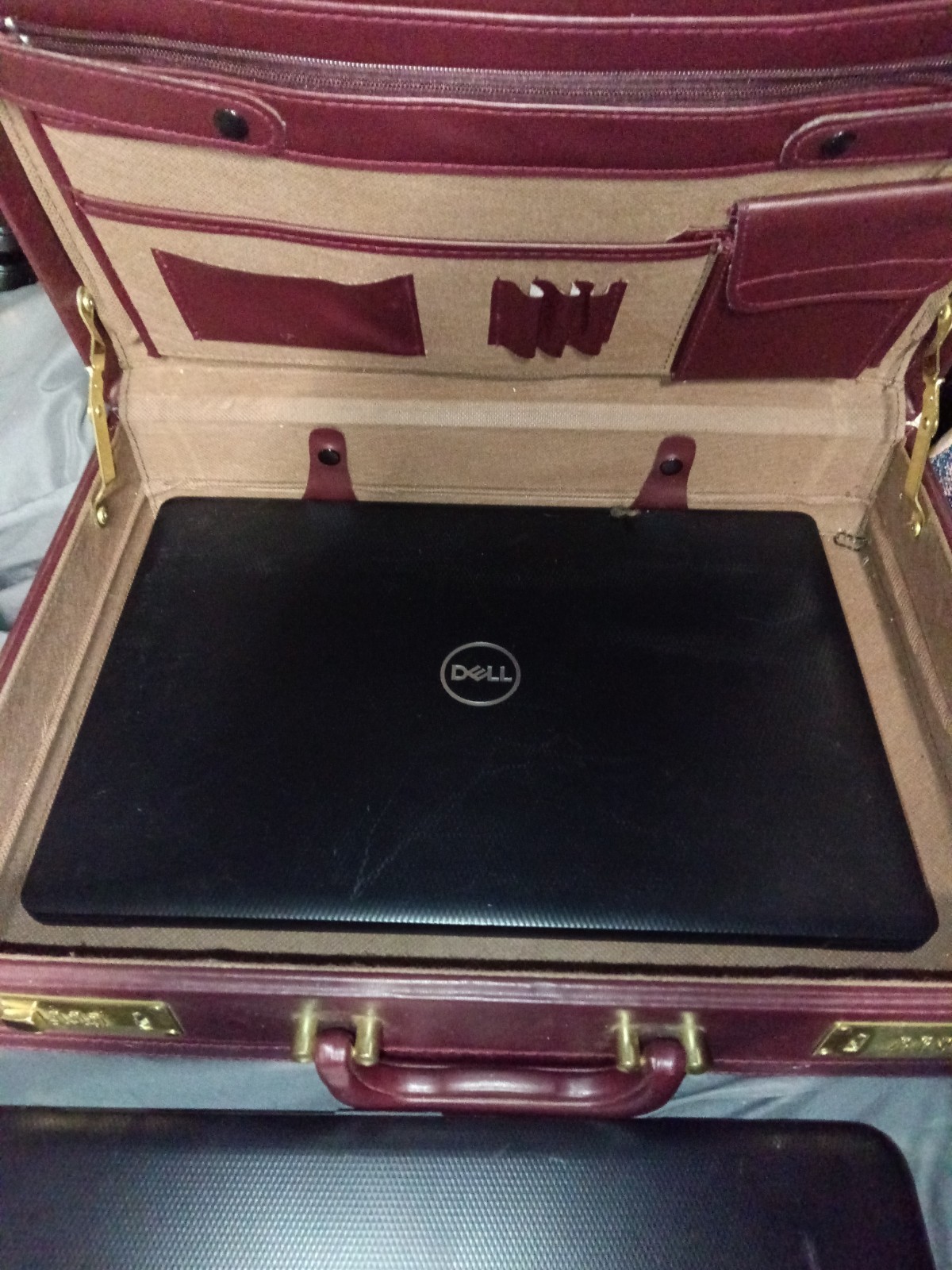 Dell Latitude E5440, HP Zbook 15, Dell Inspiron 3585, HP Model 15-af131dx…