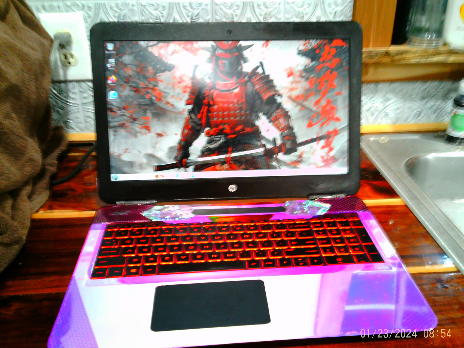 HP OMEN 15 THUNDER OMEN ax243dx,i7 intel 2.8-3.80ghz,500gb,256gb m.2,16gb, 17.3′