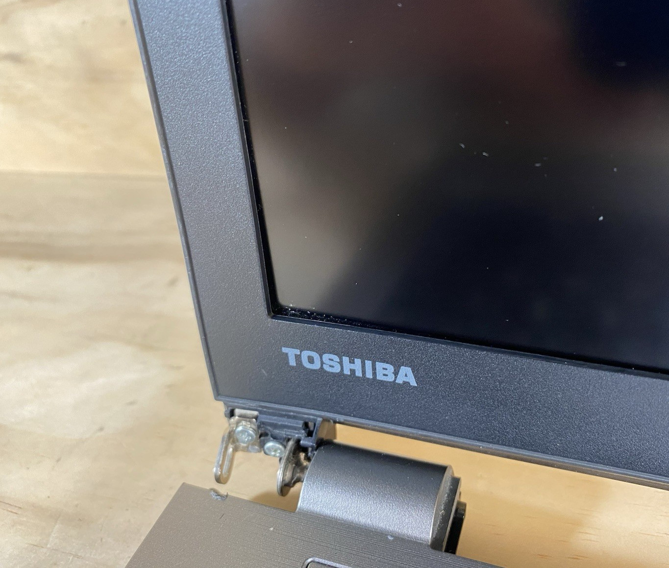 Toshiba Tecra Z50-C Laptop i7-6600U 2.3GHz 16GB RAM/ For Parts