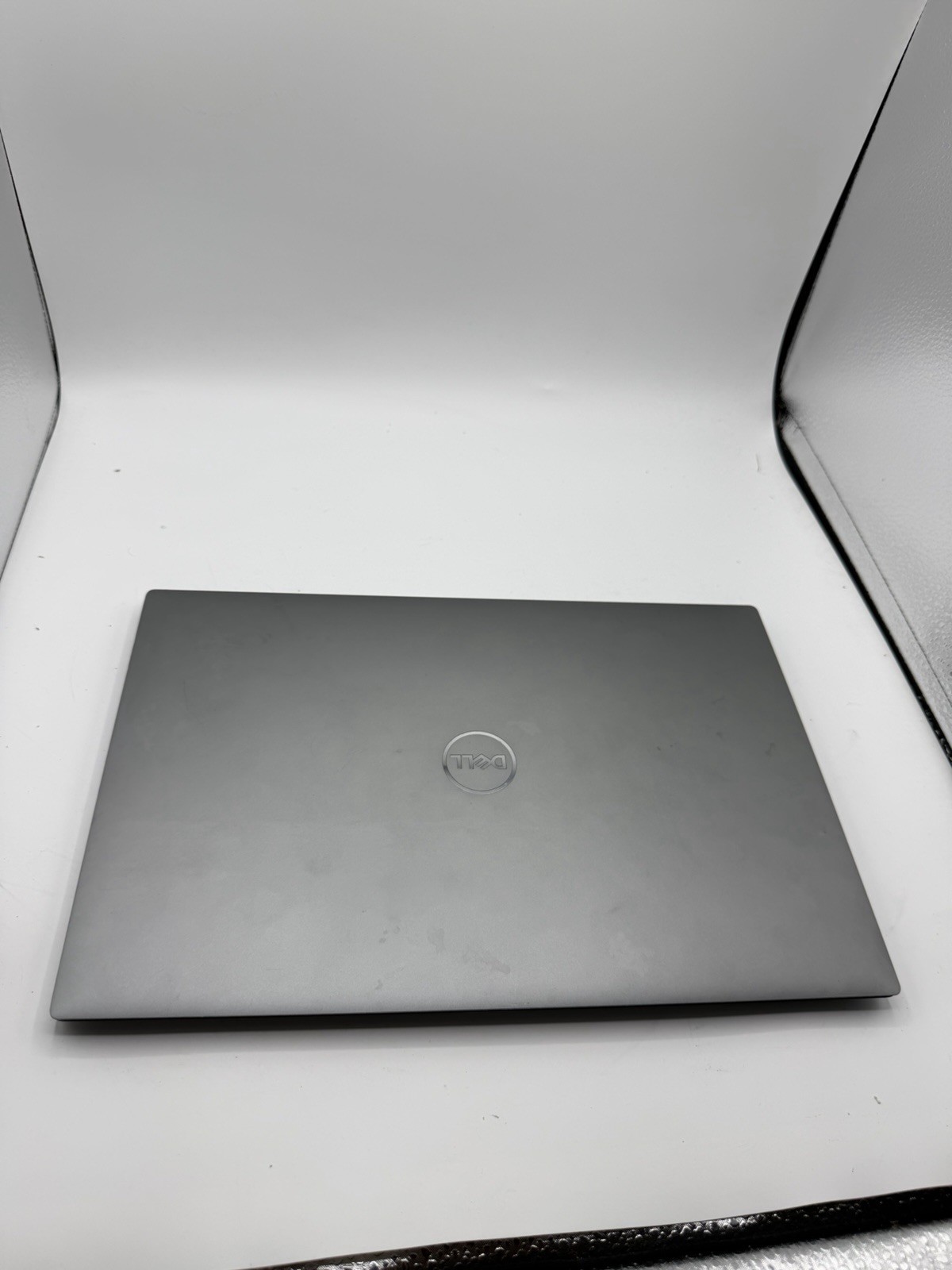 Dell Precision 5560 15″ 4K Touch I7-11850H 2.50GHz 32GB 512GB A2000 *Grade C*