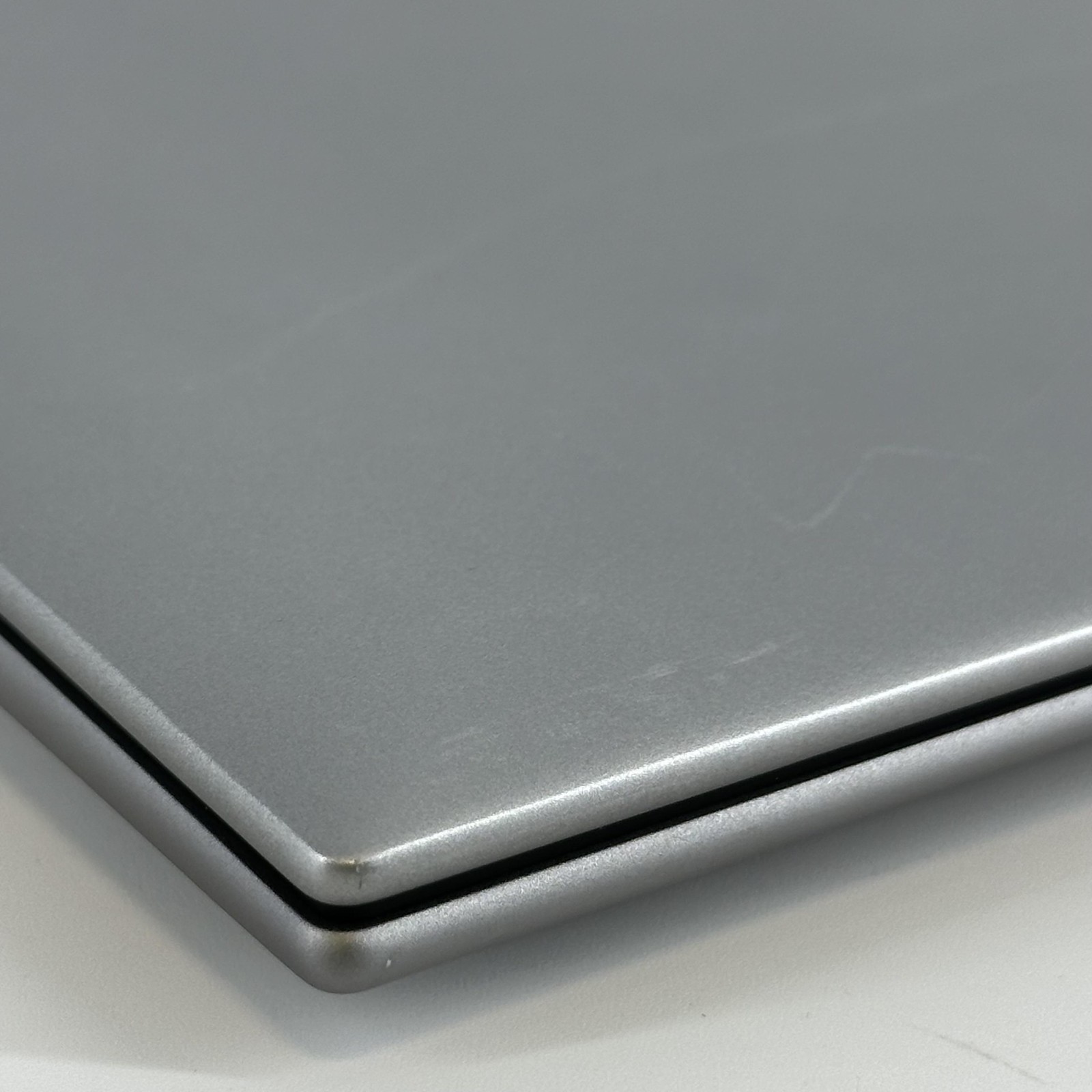 HP ZBook Firefly 16 G9 Gray FHD+ 2.2 GHz i7-1270P 16GB RAM 512GB SSD Good