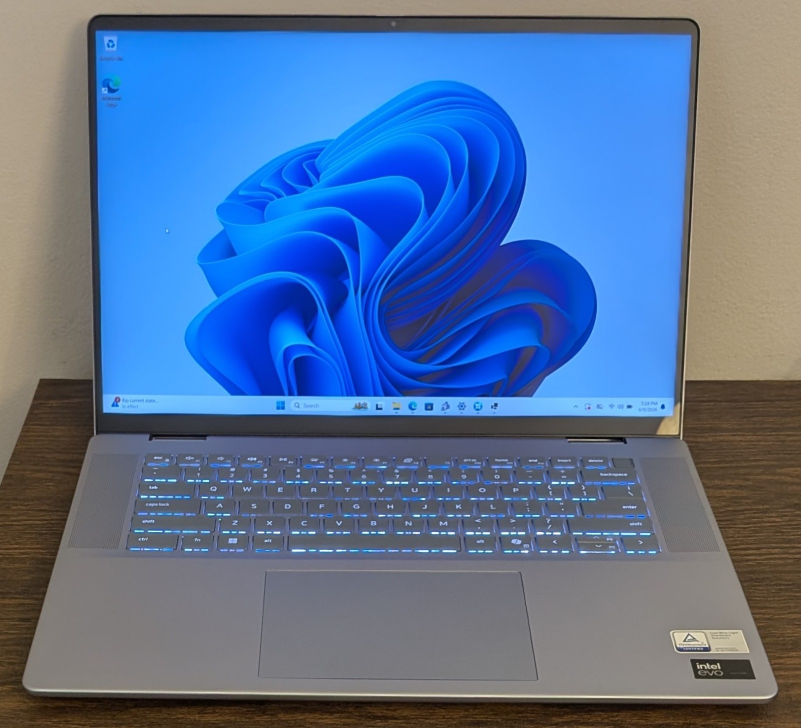 Dell Inspiron 16 7640 2-in-1 Touch (Core Ultra 7 155H, 16GB/1TB SSD) Laptop Blue