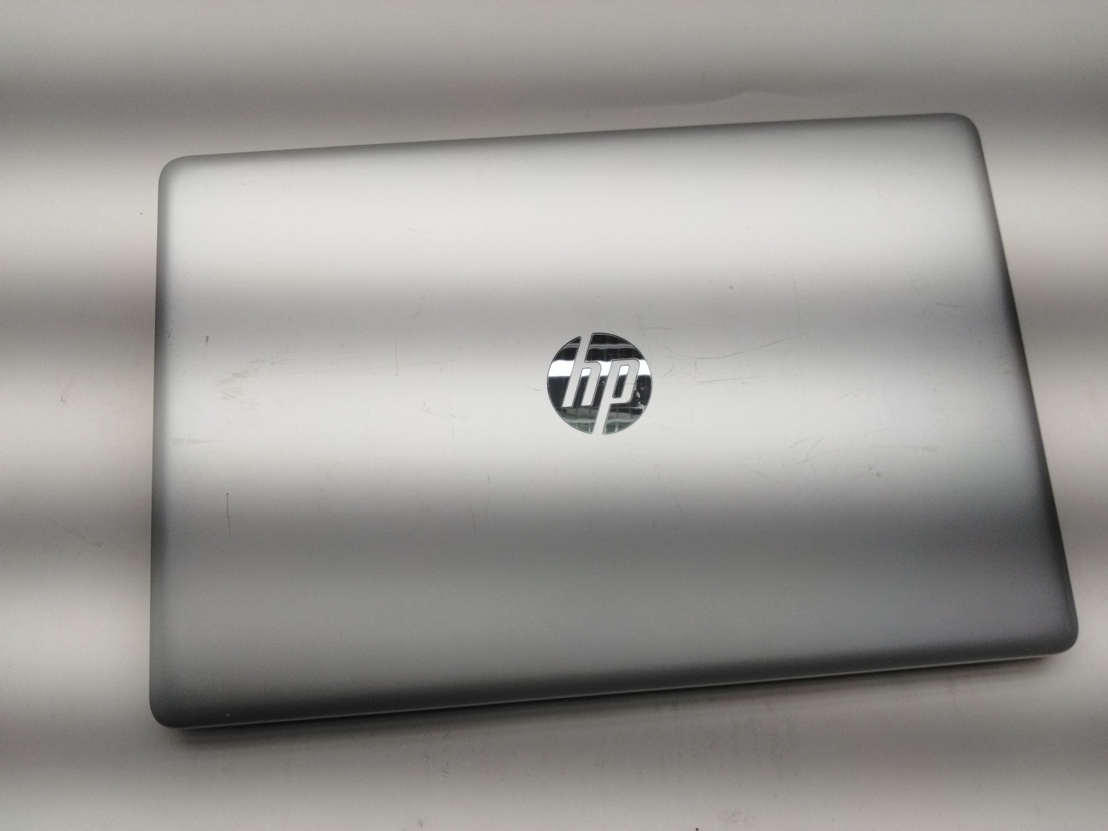 HP Pavilion 15-db0031nr 15.6″ AMD A9-9425 4GB 330GB Hd