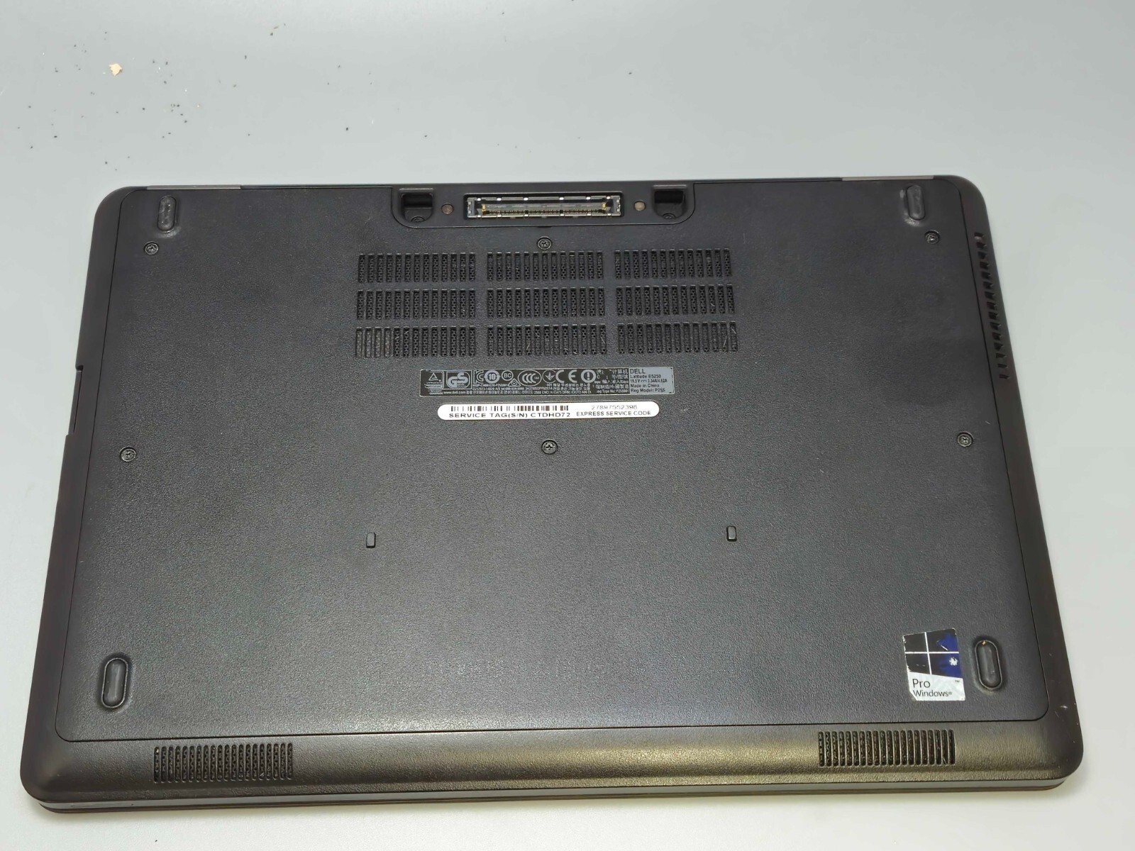 DELL LATITUDE E5250 CORE i3-4030U 1.90GHZ 16GB RAM 250 GB SSD, TESTED