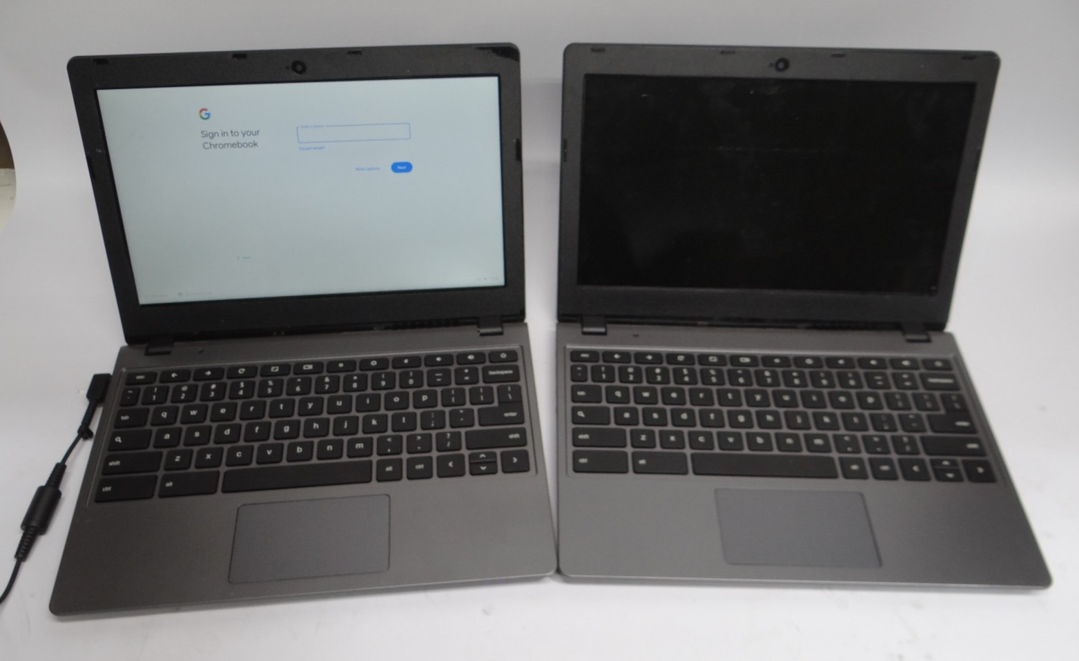 Lot of (2) Acer C720-2844 11.6 inches Intel Celeron 4GB RAM 16GB SSD Chromebook