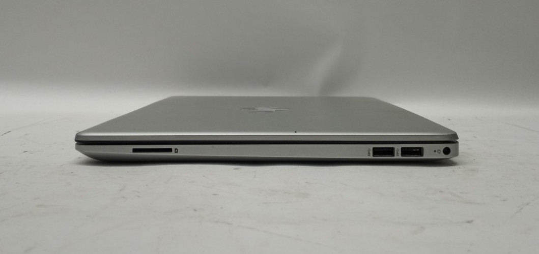 HP 15-dw0043dx 15.6″HD i5-8265U@1.60GHz 8GB RAM 128GB M.2 Win11 Home WH989*!