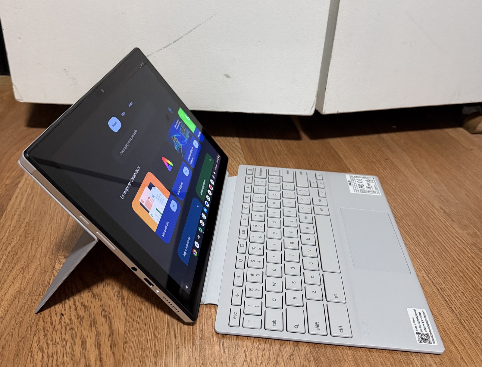 Asus 10.5″ WUXGA Touchscreen MediaTek Kompanio 520 8GB LPDDR4X 128G eMMC