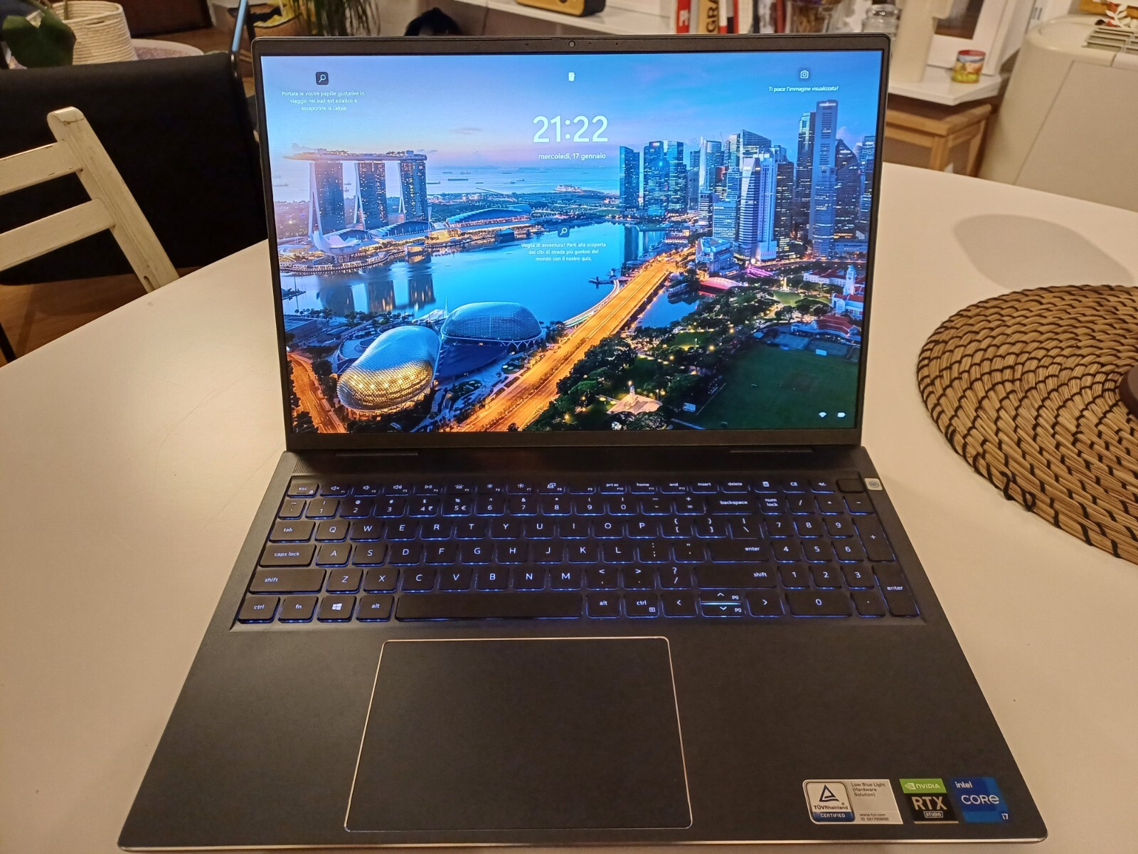 Dell Inspiron 16 Plus 7610 – i7, 32GB RAM, 1TB SSD, NVIDIA RTX 3060