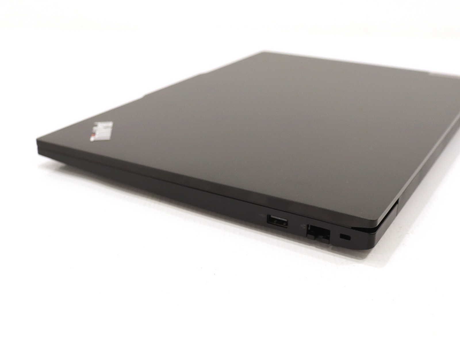Lenovo ThinkPad E16 Gen 1 16″ Intel i5-1335U 16GB 256GB NVMe Win 11 Pro