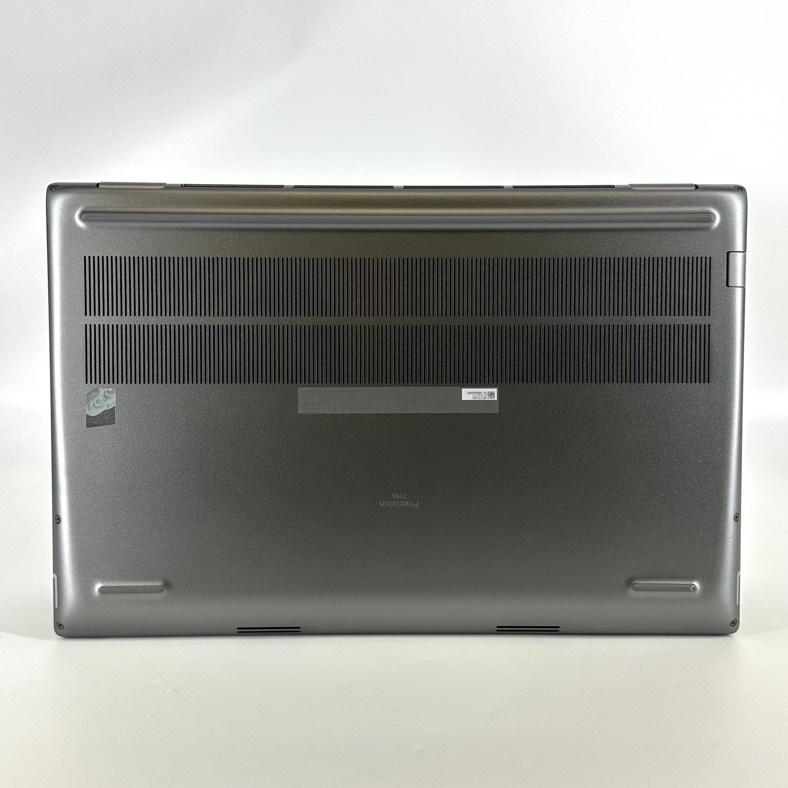 Dell Precision 7780 17.3 FHD 2.2GHz i9-13950HX 128GB 2TB SSD NVIDIA RTX 5000 Ada