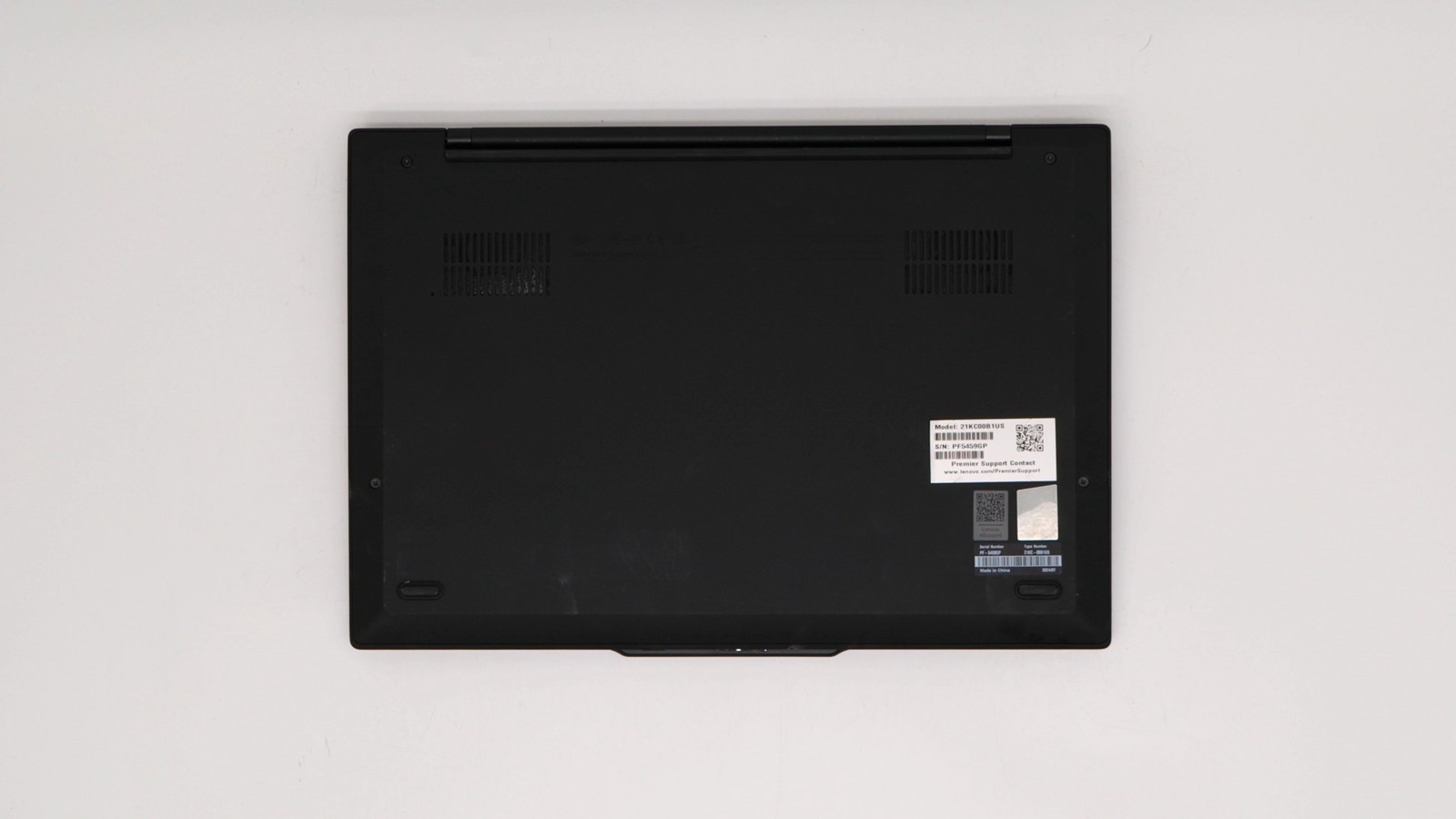 Lenovo ThinkPad X1 Carbon Gen 12 14″ Ultra 7 165U 32GB 512GB – Very Good