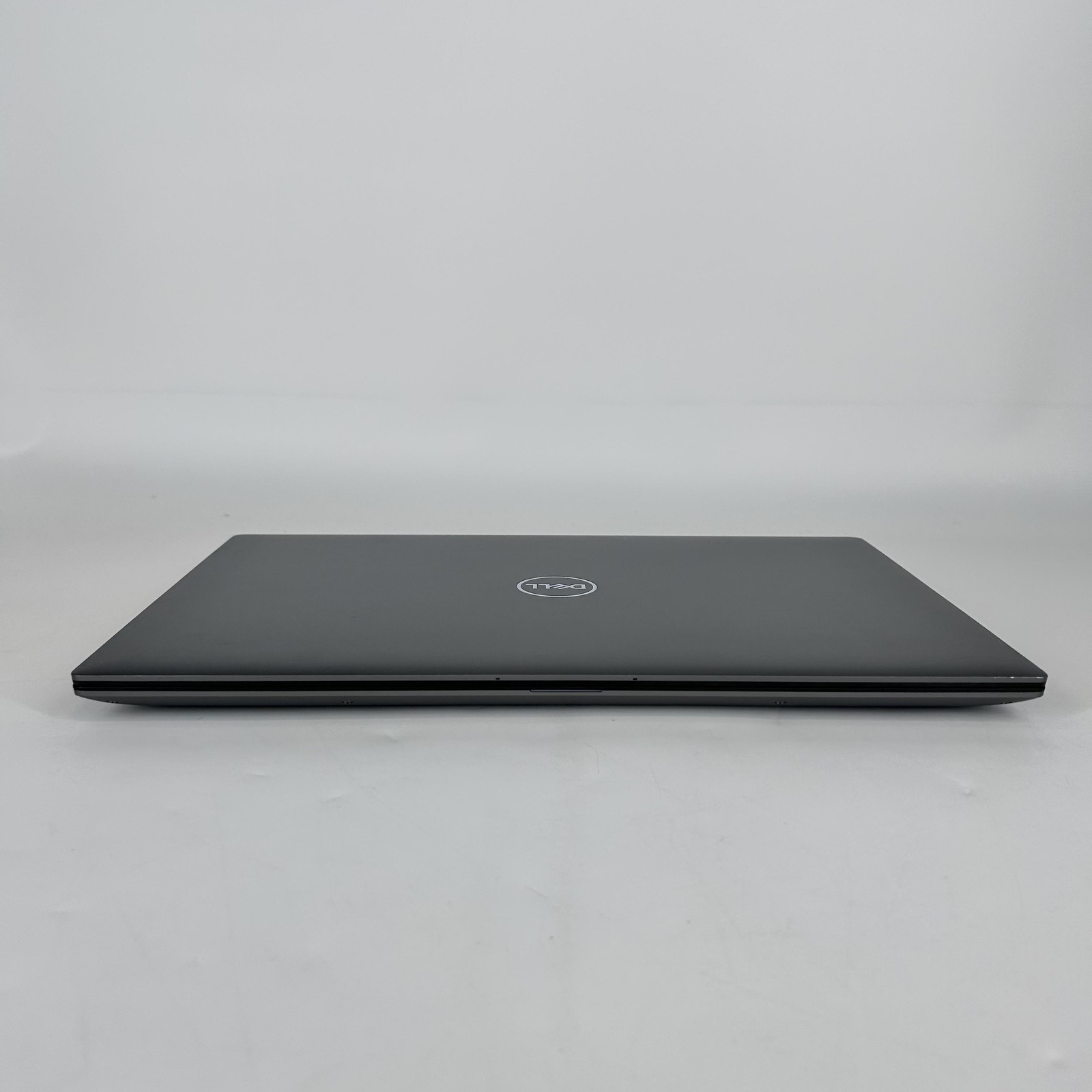 Dell Precision 5680 16 Gray FHD+ 2.5 GHz i7-13800H 32GB 1TB SSD Very Good