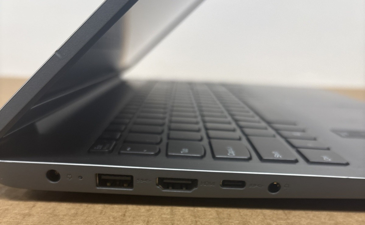 Lenovo Ideapad 3 11th Gen i3 8GB RAM 1TB HDD Intel UHD Graphics 15ITL6
