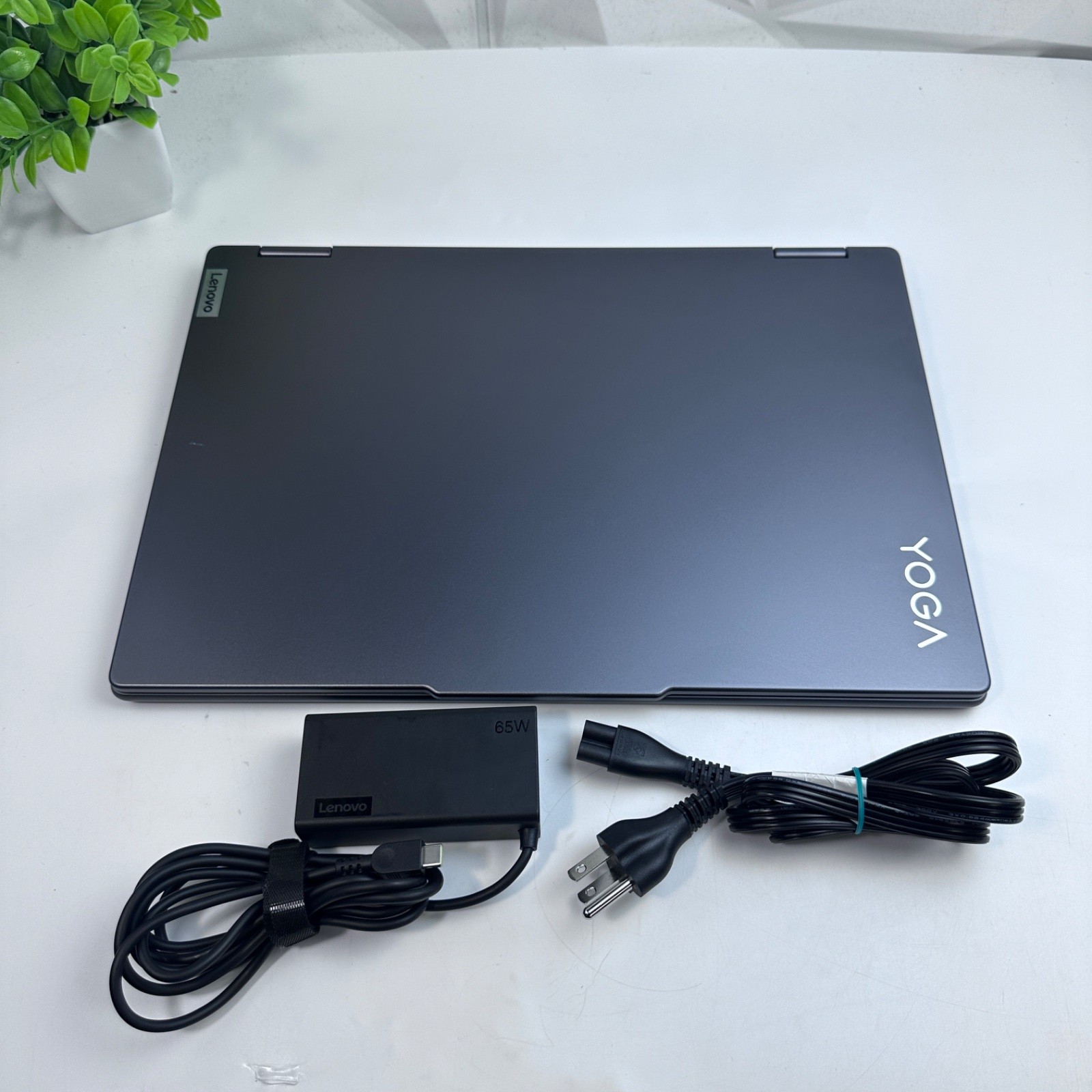 Lenovo Yoga 7i 2-in-1 16″ 2K Touchscreen Laptop, Ultra 7 155U, 16GB, 1TB SSD