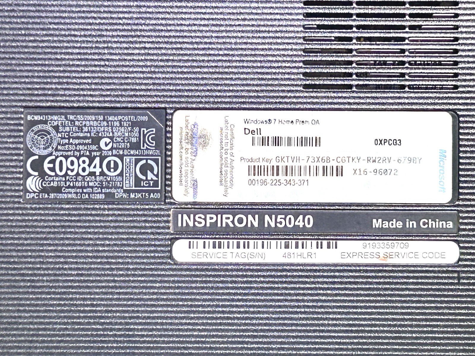 Lot of 2 Dell Laptops • Latitude E5400 Inspiron N5040 + Power Supply • Parts