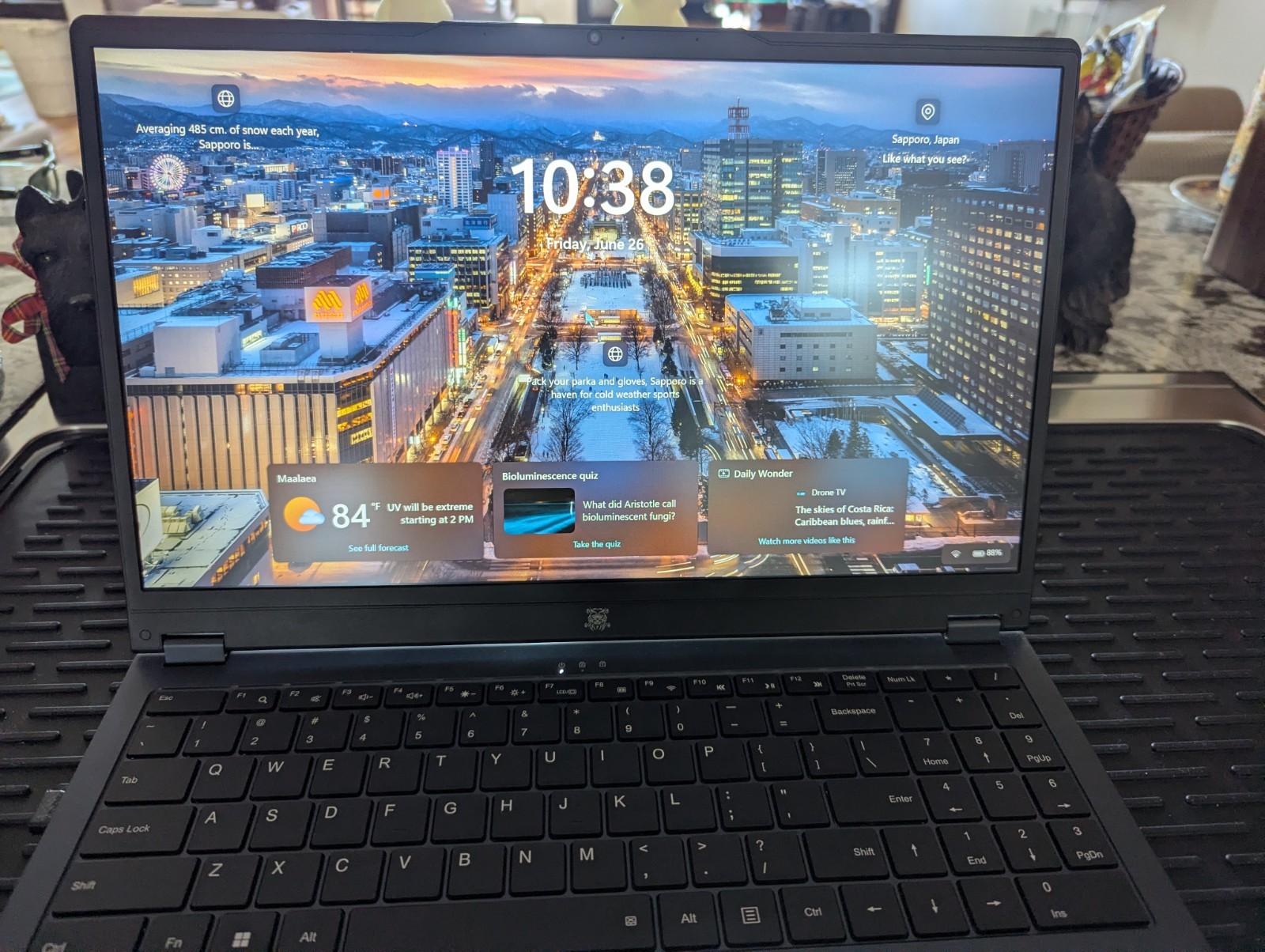 THEYETI 15.6″ 2-in-1 Touchscreen Laptop Intel i3-1215U 16GB 1TB SSD Windows 11