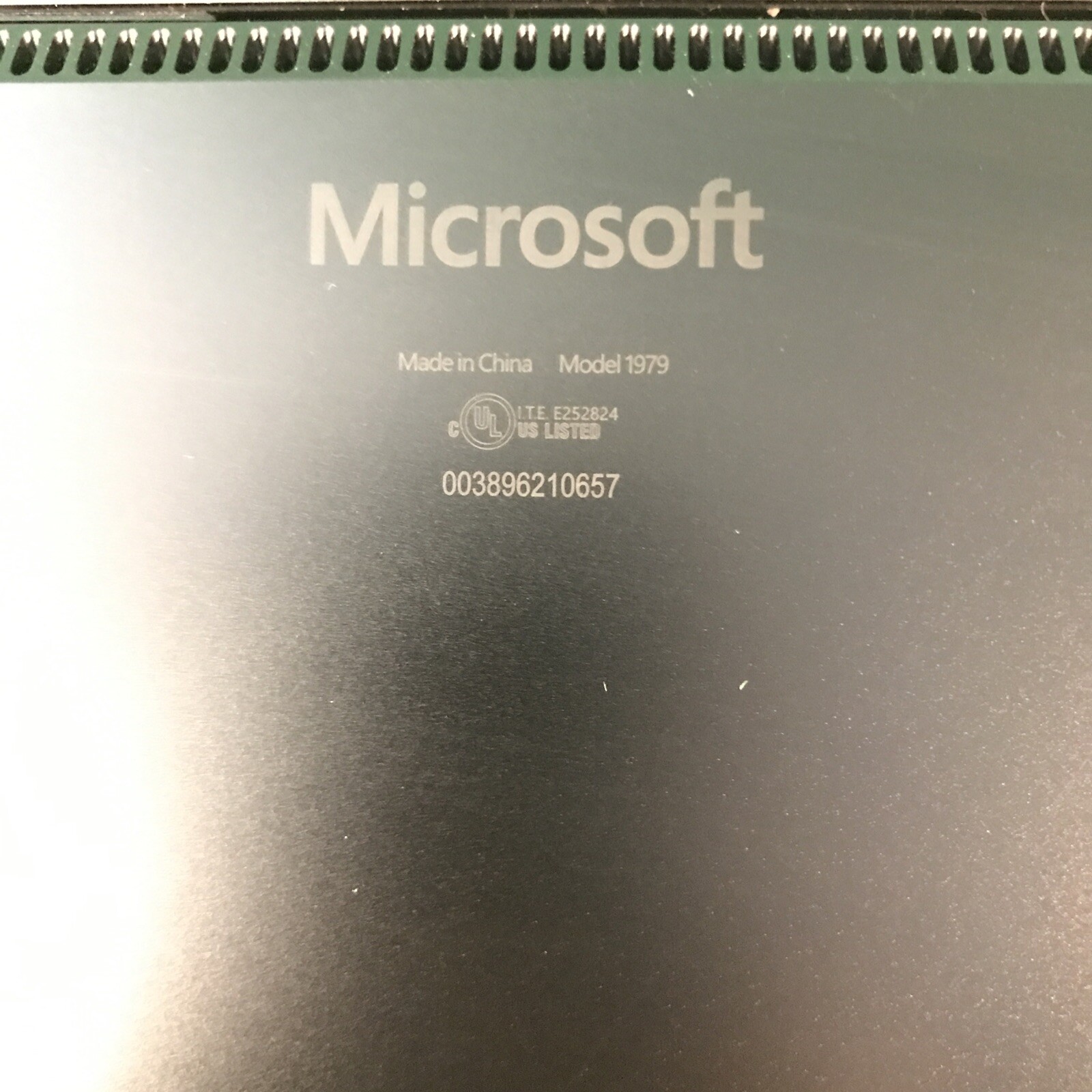 Microsoft Surface Laptop 4 15″ Touch i7-1185G7 512GB SSD 8GB RAM Win11Pro 1979