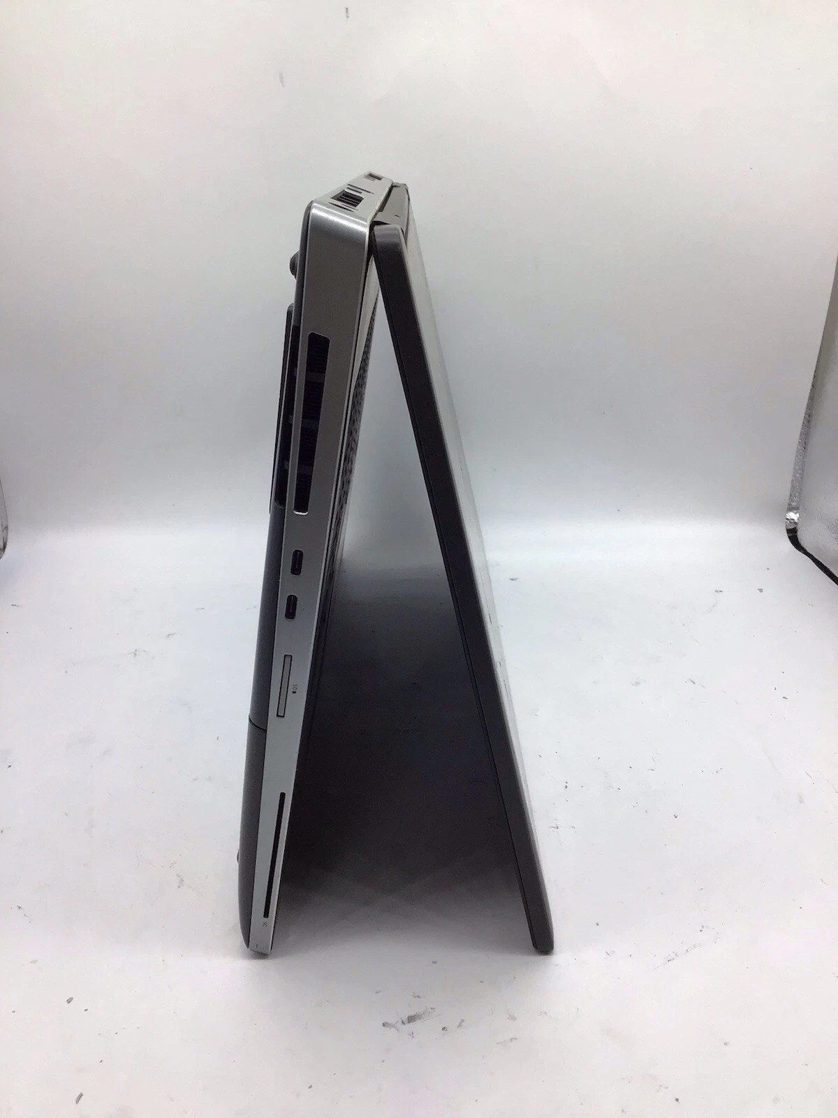 Dell Precision 7740 i7-9850H 32GB 512 NVMe RTX 3000 Win 11 Office 365