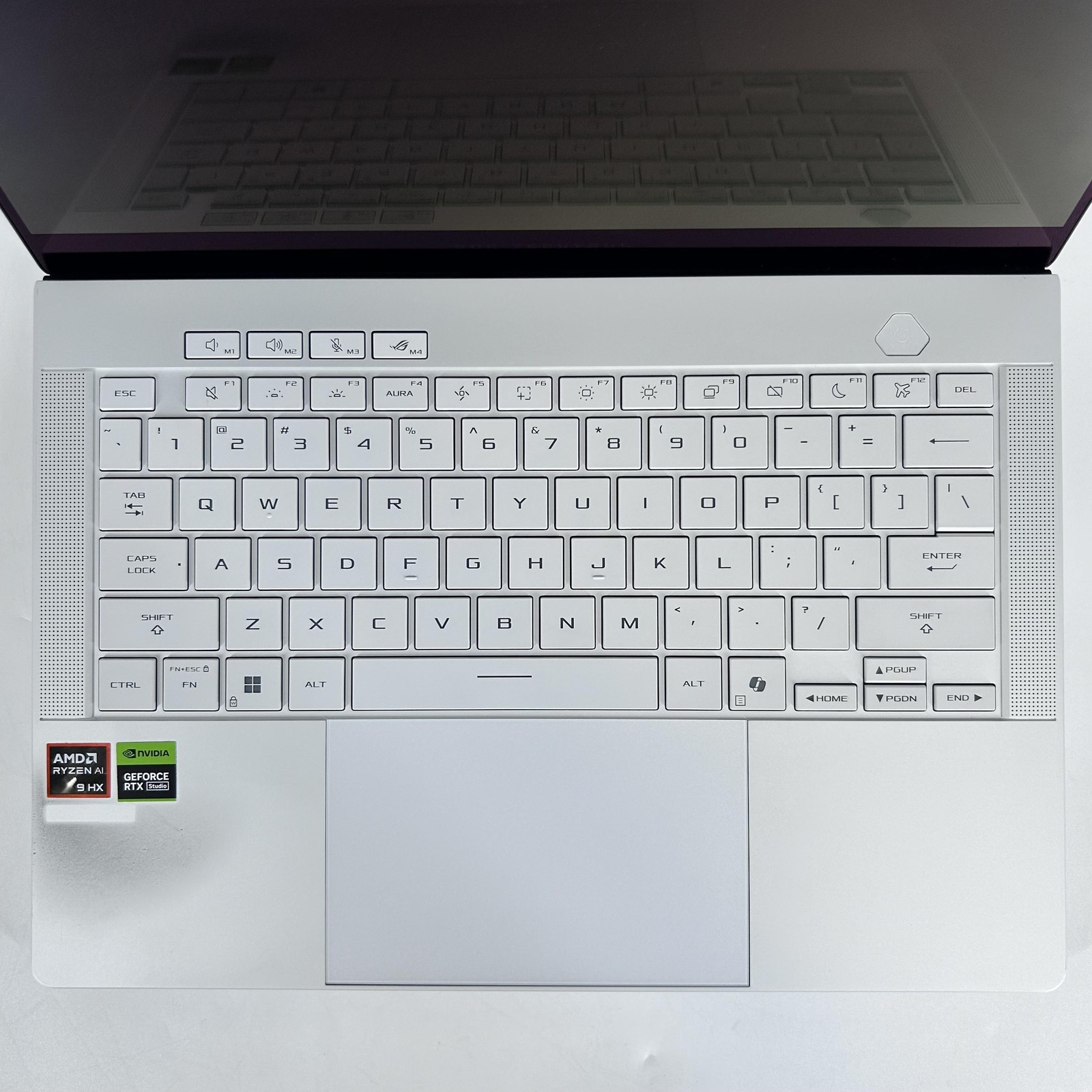 Asus ROG Zephyrus G14 GA403 14 QHD+ 2.GHz Ryzen AI 9 HX 370 32GB 1TB RTX 5070 Ti