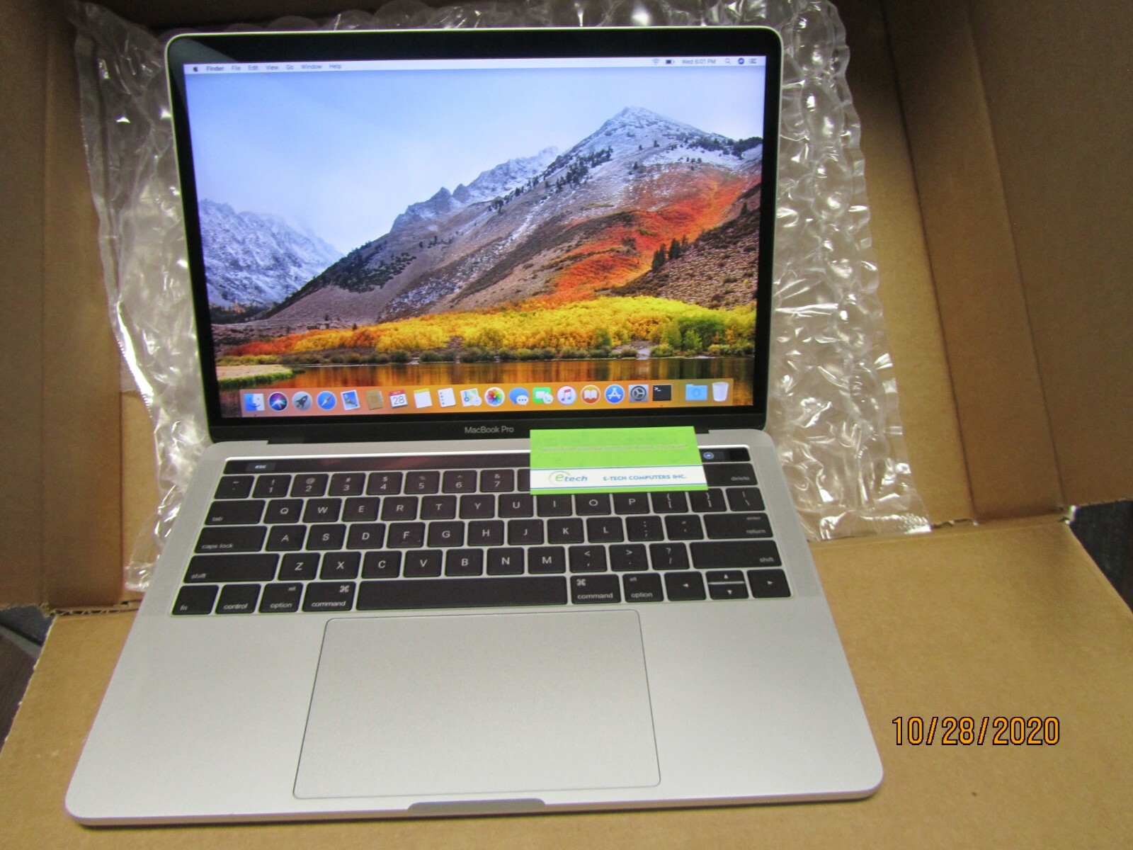 Apple MacBook Pro 13.3 2017 Model A1706 i7 3.5GHz 16GB 500GB SSD macOS 10.13