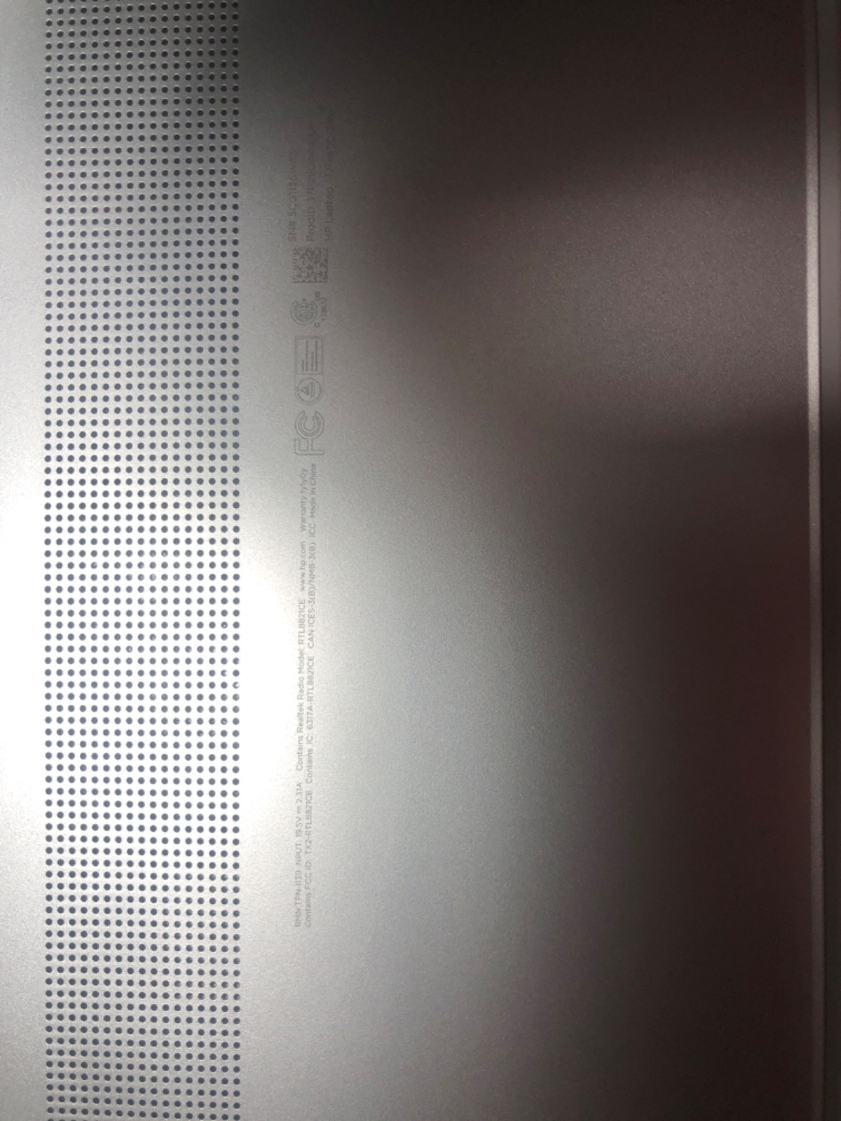 HP Pavilion 15.6’ 20GB RAM. Silver (No SSD or working Motherboard)