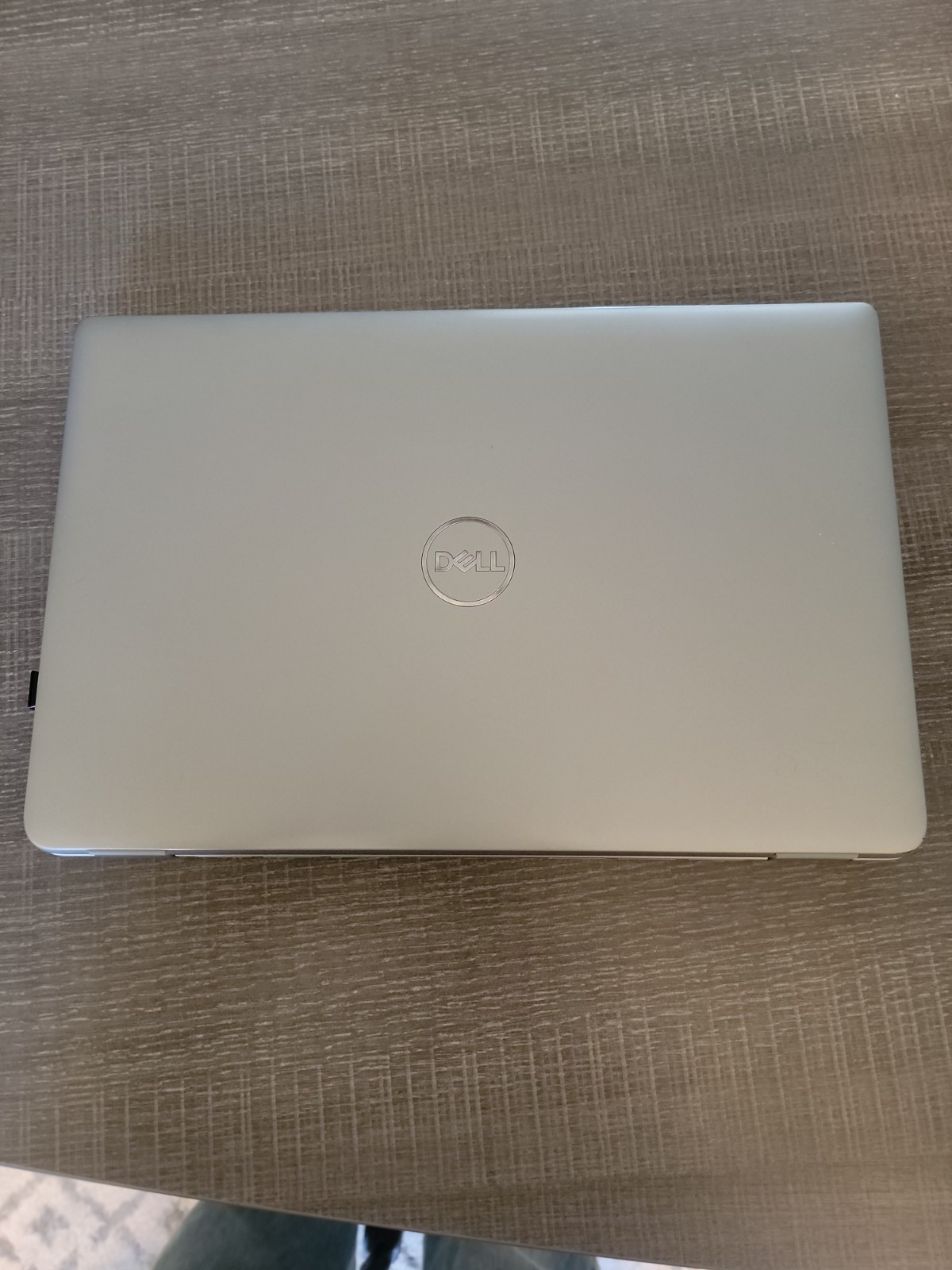 Dell Latitude 5450 14″ FHD Core Ultra 5 135U 1.6GHz 512GB SSD 16GB RAM W11P