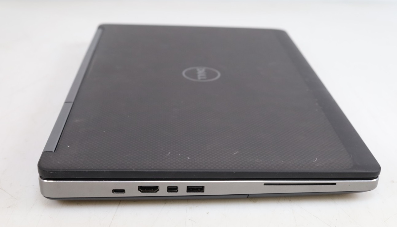 Dell Precision 7520 15.6″ Xeon E3-1505M v6 16GB DDR4 PRO WX 4130 No HDD COA OS