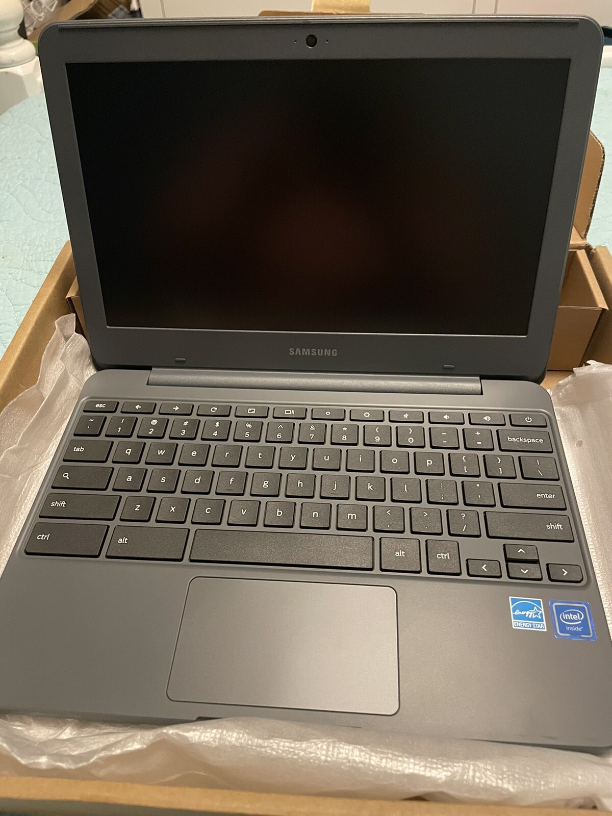 SAMSUNG CHROMEBOOK 3 XE501C13-K02US 11.6″ INTEL CELERON 4GB RAM / 32GB SSD
