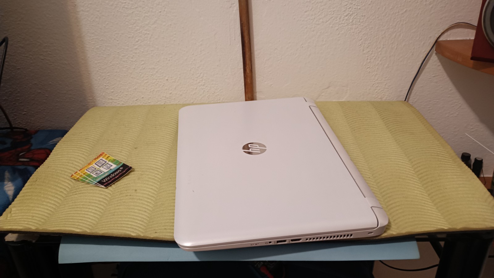 HP 17-g1115NG 17.3″ 1600X900 AMD A10-8700p 10CORE 8gb 256gb NVME AMD r7 2GB