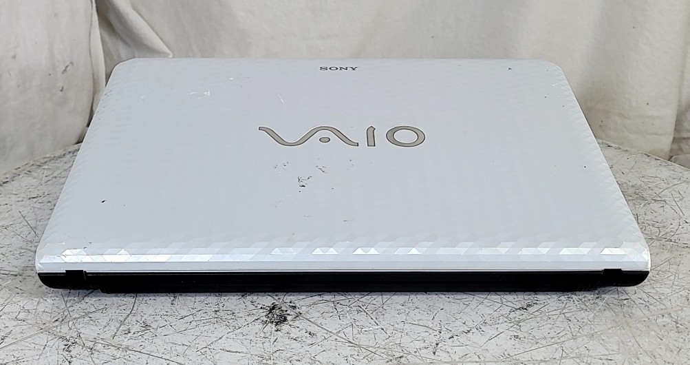 SONY PCG-61A12L VPCEG16FM Laptop Core I5-2410M 4GB 640GB SEE NOTES