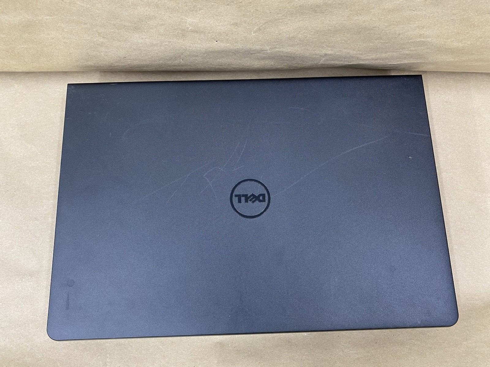 Lot of (2) Dell Inspiron 15-3567 – 15.5″ HD – i3-6006U – No RAM – NO HDD/OS