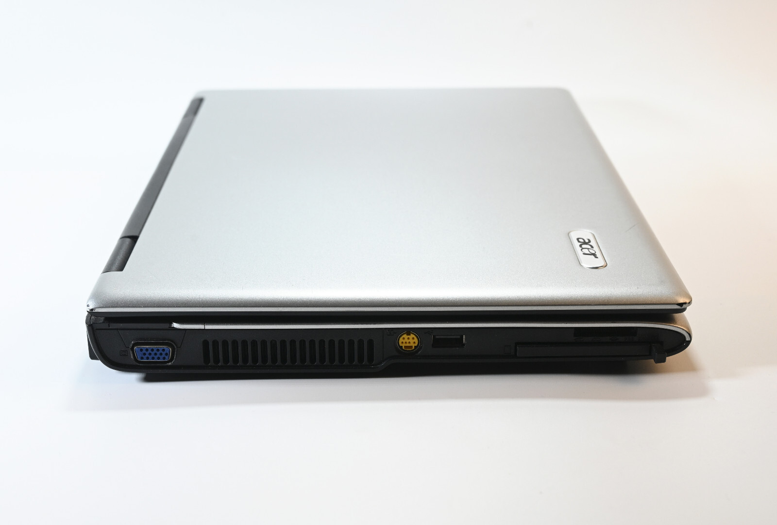 Acer Aspire 5580 Laptop 15″ Intel Core2 T5500 CPU 1GB RAM No HDD
