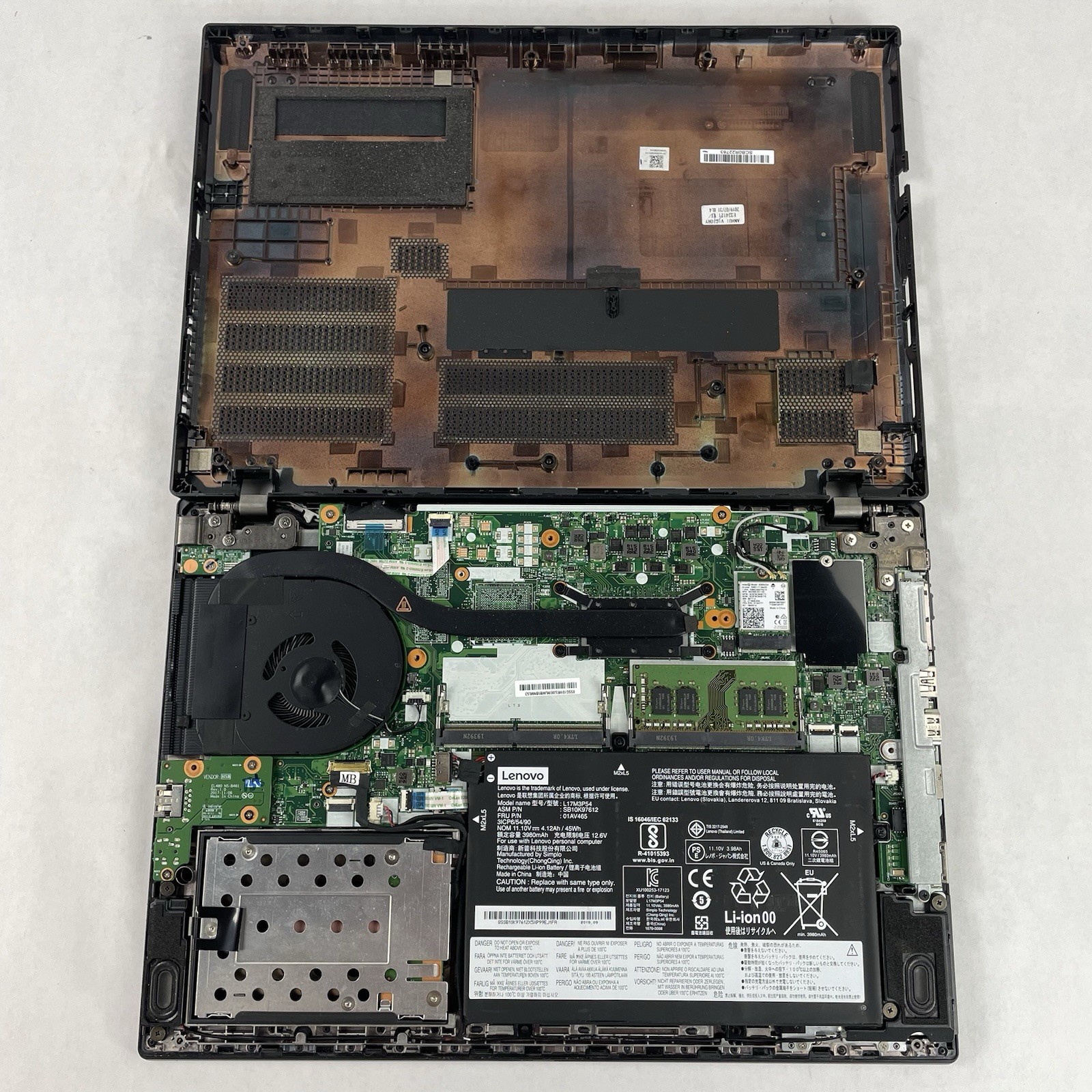 Lenovo ThinkPad L490 14″ i5-8250U 1.60 GHz 8 GB RAM No SSD/OS – Bad Corner