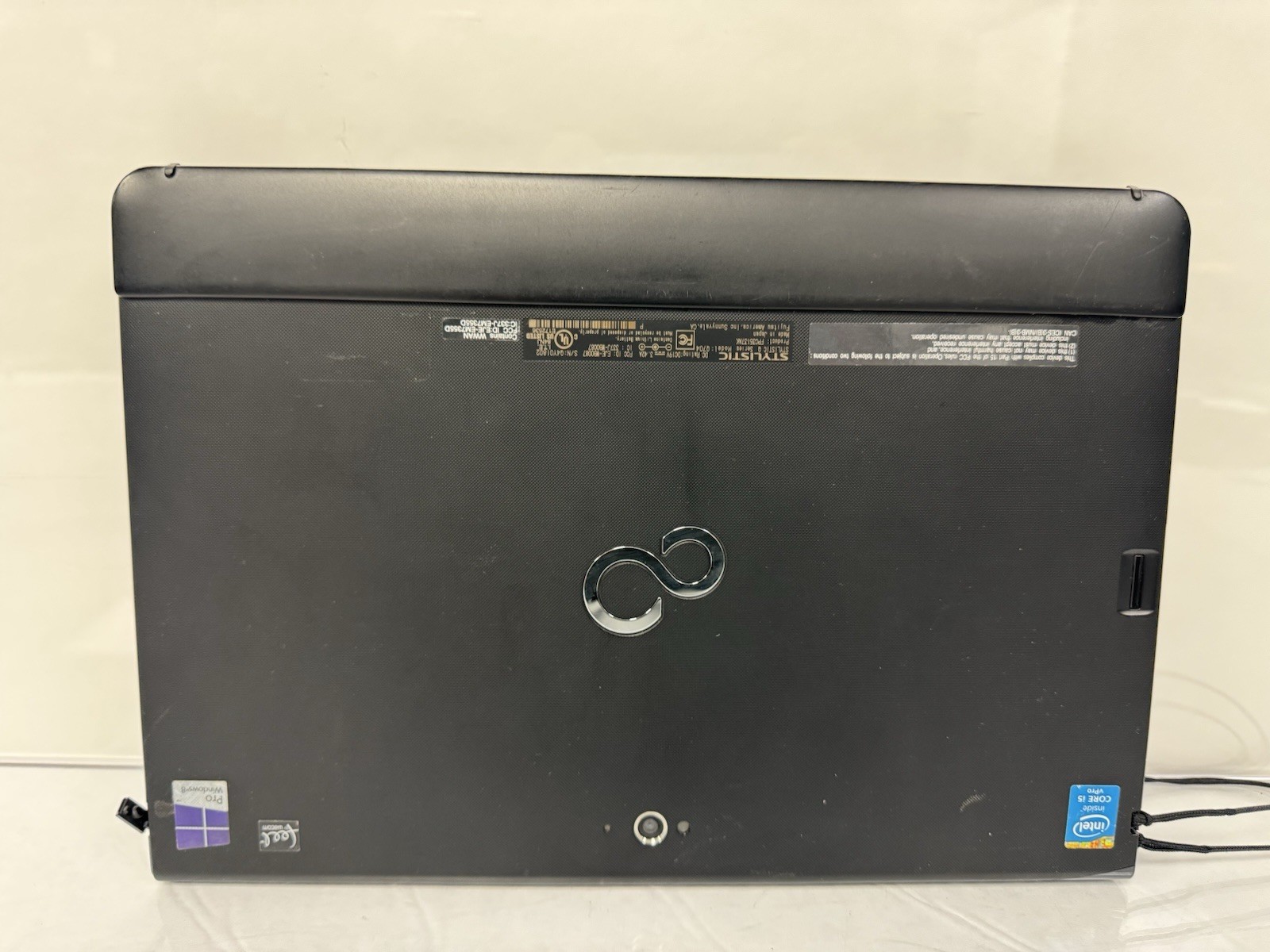 Fujitsu Stylistic Q704 12.5″ Core i5-4200U 4GB Ram 240 SSD w/ Keyboard Dock #1