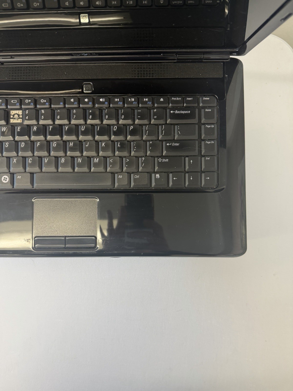 Dell Inspiron 1545 Laptop – Screen Yellowing – Intel Duo T6600 – Read Des