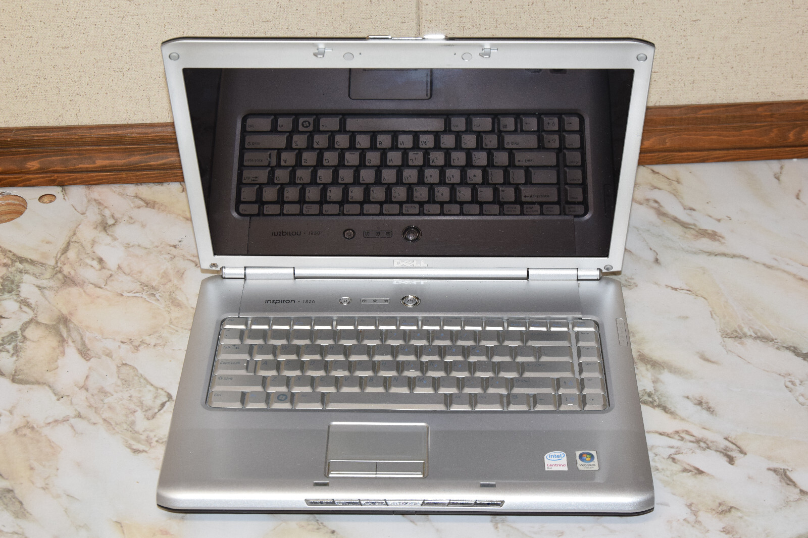 DEAD JUNK Dell Inspiron 1520 15.4″ Laptop Incomplete AS IS Parts Repair