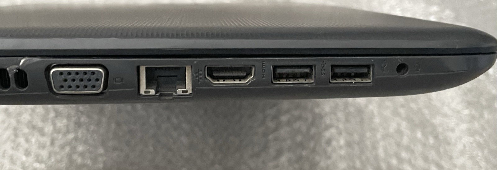 HP 250 G5 Laptop 15.6″ i5-6200U @2.30GHz 4GBRAM 500GB VGA HDMI