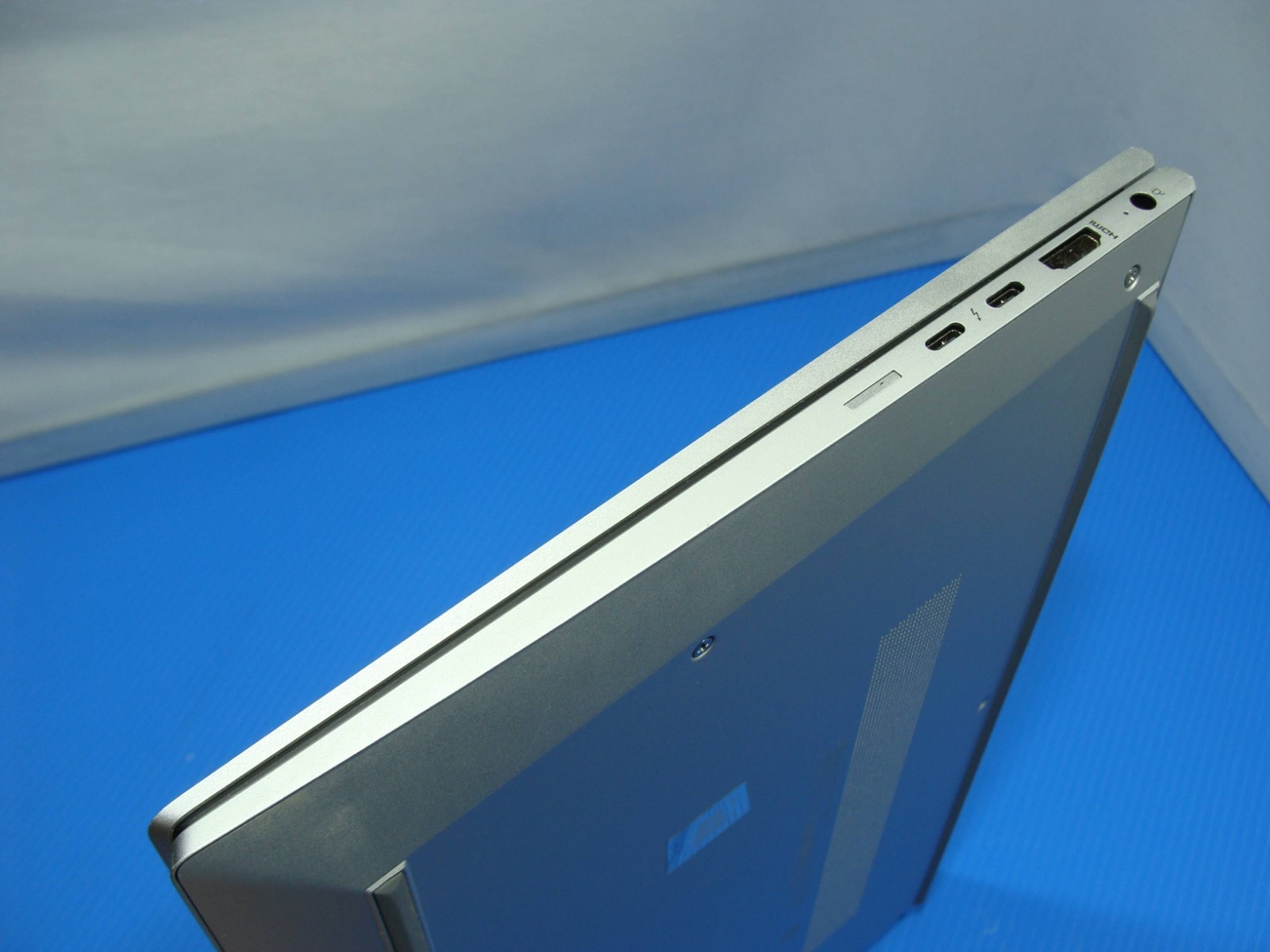 HP EliteBook 840 G8 14″ FHD vPRO i7-1185G7 3GHz 12GB 256GB SSD Windows 11 Pro