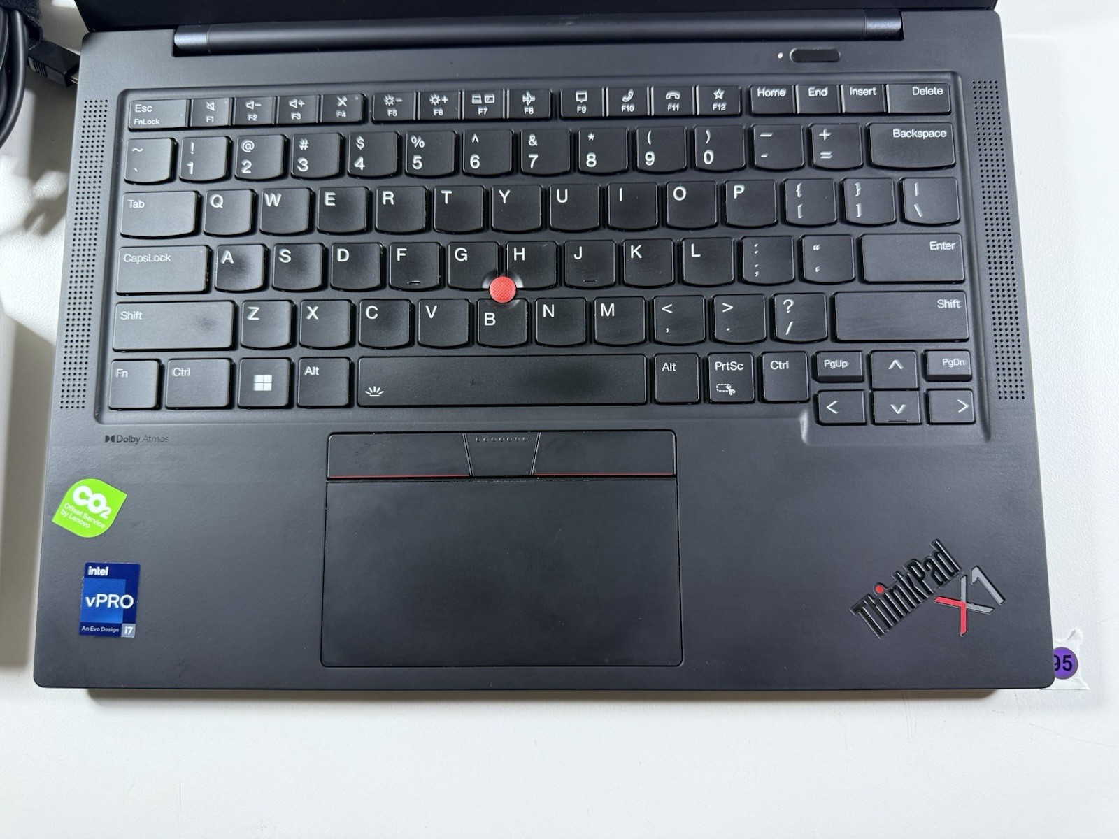 Lenovo Thinkpad X1 Carbon 11th Gen 14″ i7-1365u 16GB 512GB NVME WIN 11 FHD